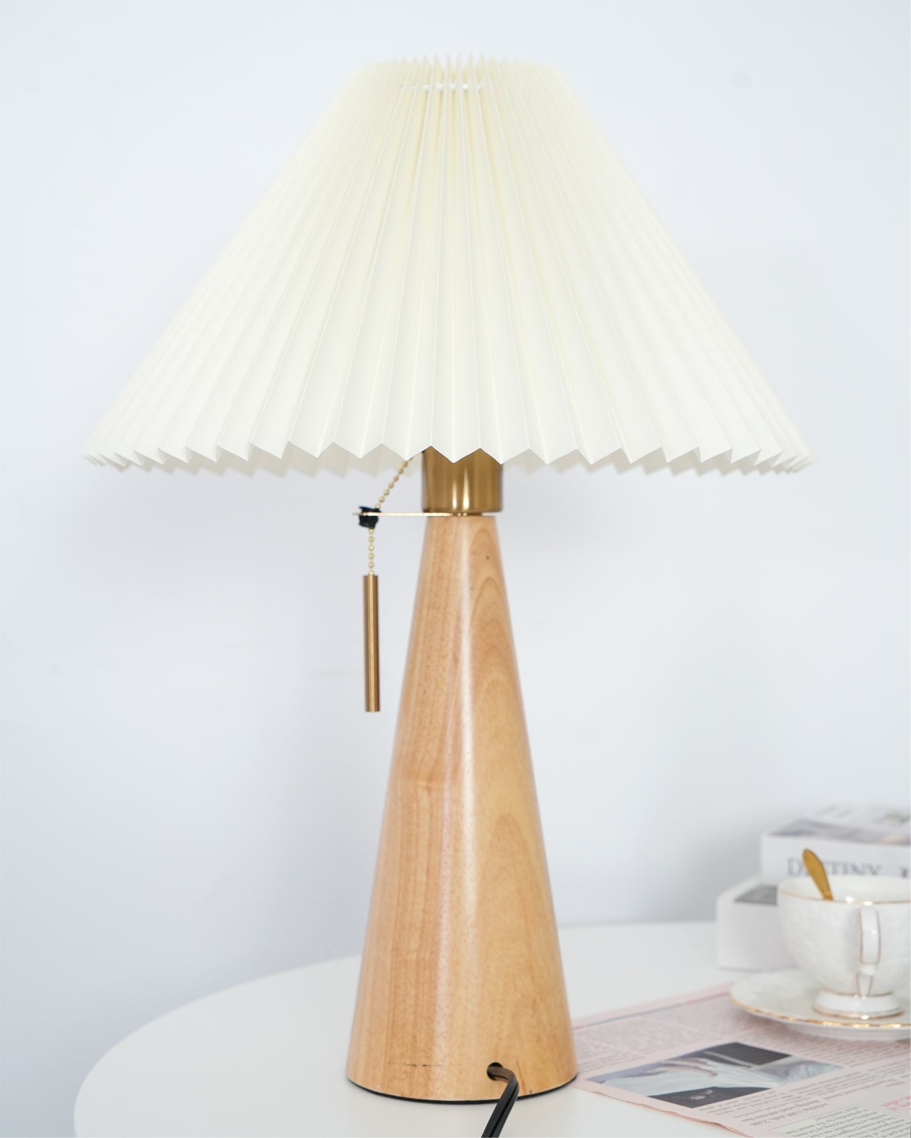 FENWICK WOVEN CANOPY TABLE LAMP