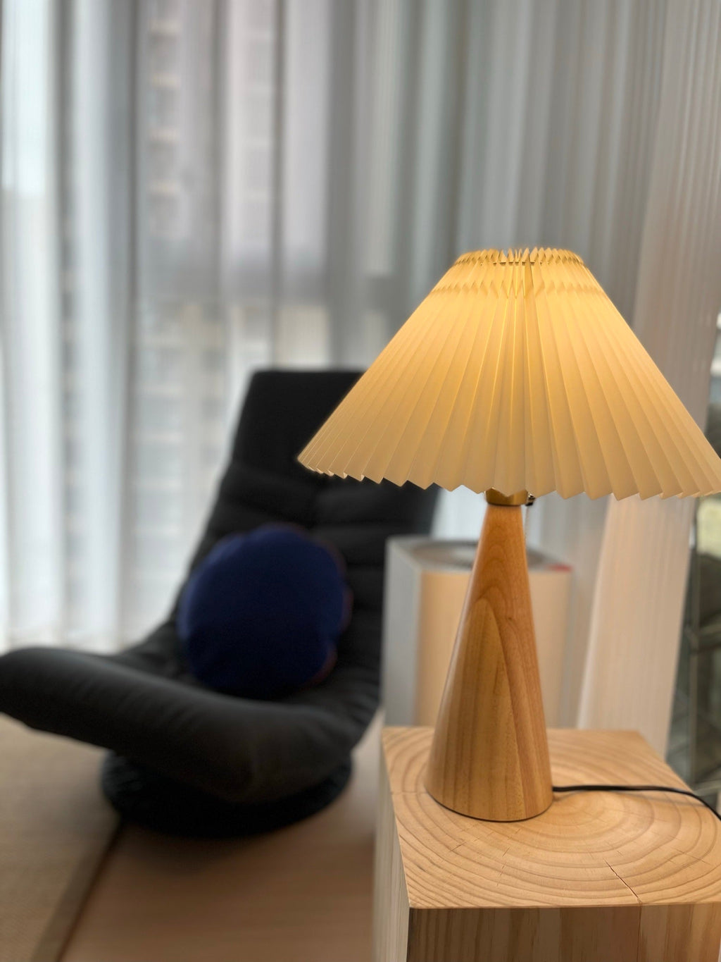 FENWICK WOVEN CANOPY TABLE LAMP