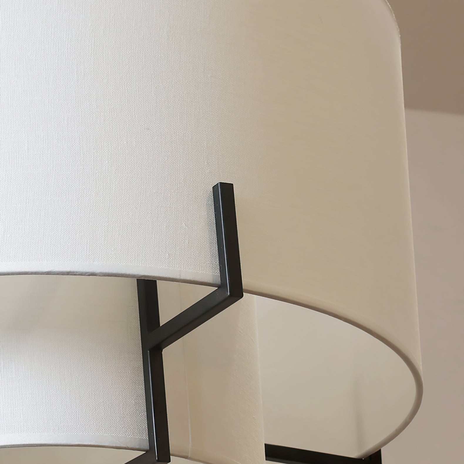 RAVENSCROFT HARMONIC LIGHT PENDANT