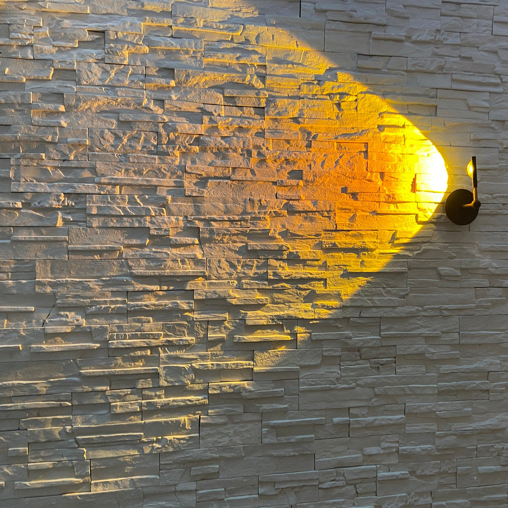 FENWICK HORIZON GLOW WALL SCONCE