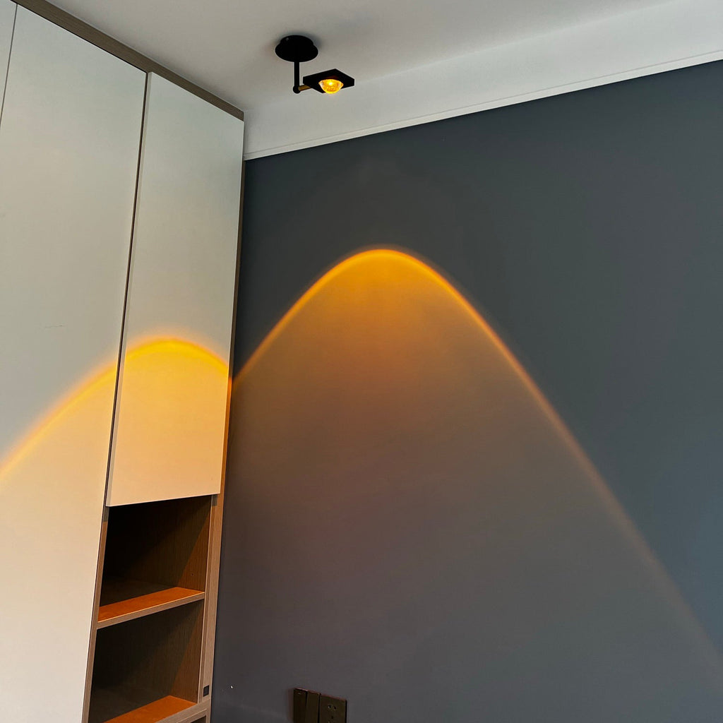 FENWICK HORIZON GLOW WALL SCONCE