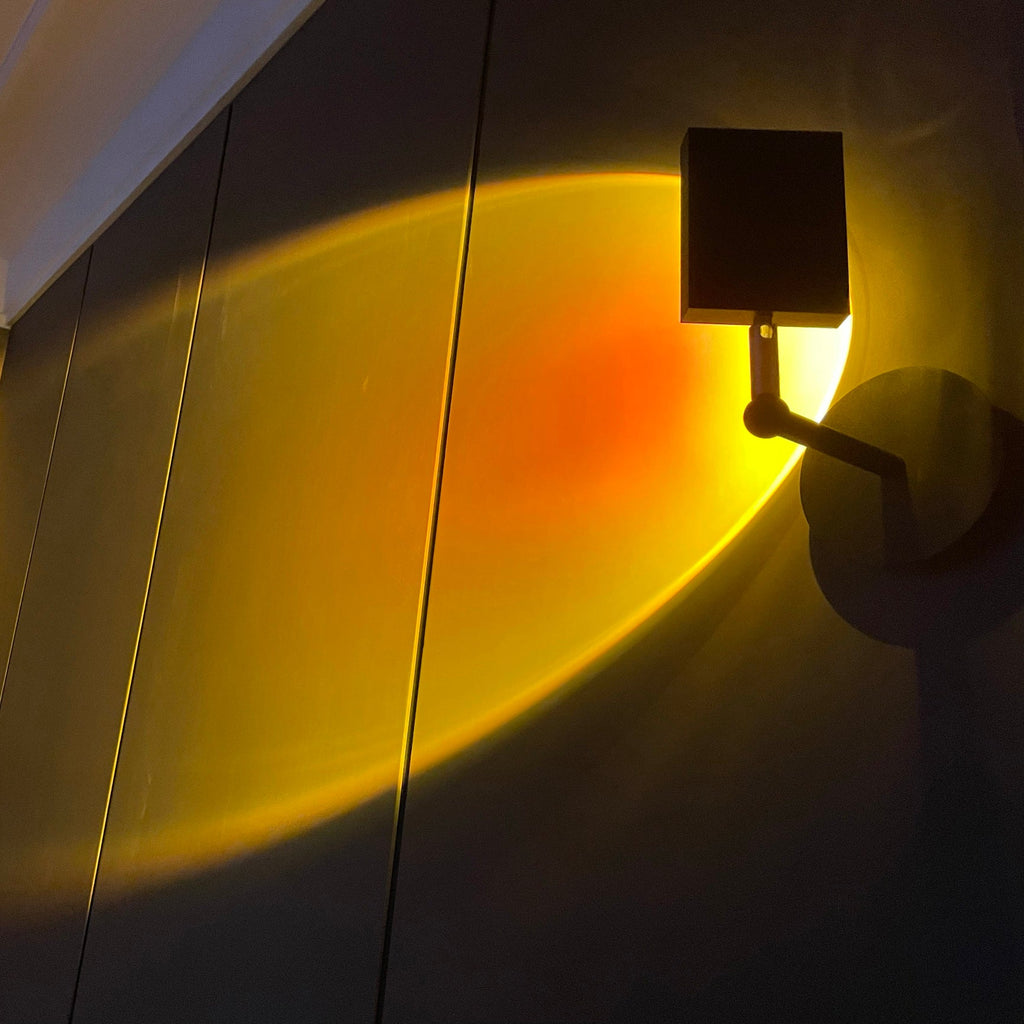 FENWICK HORIZON GLOW WALL SCONCE