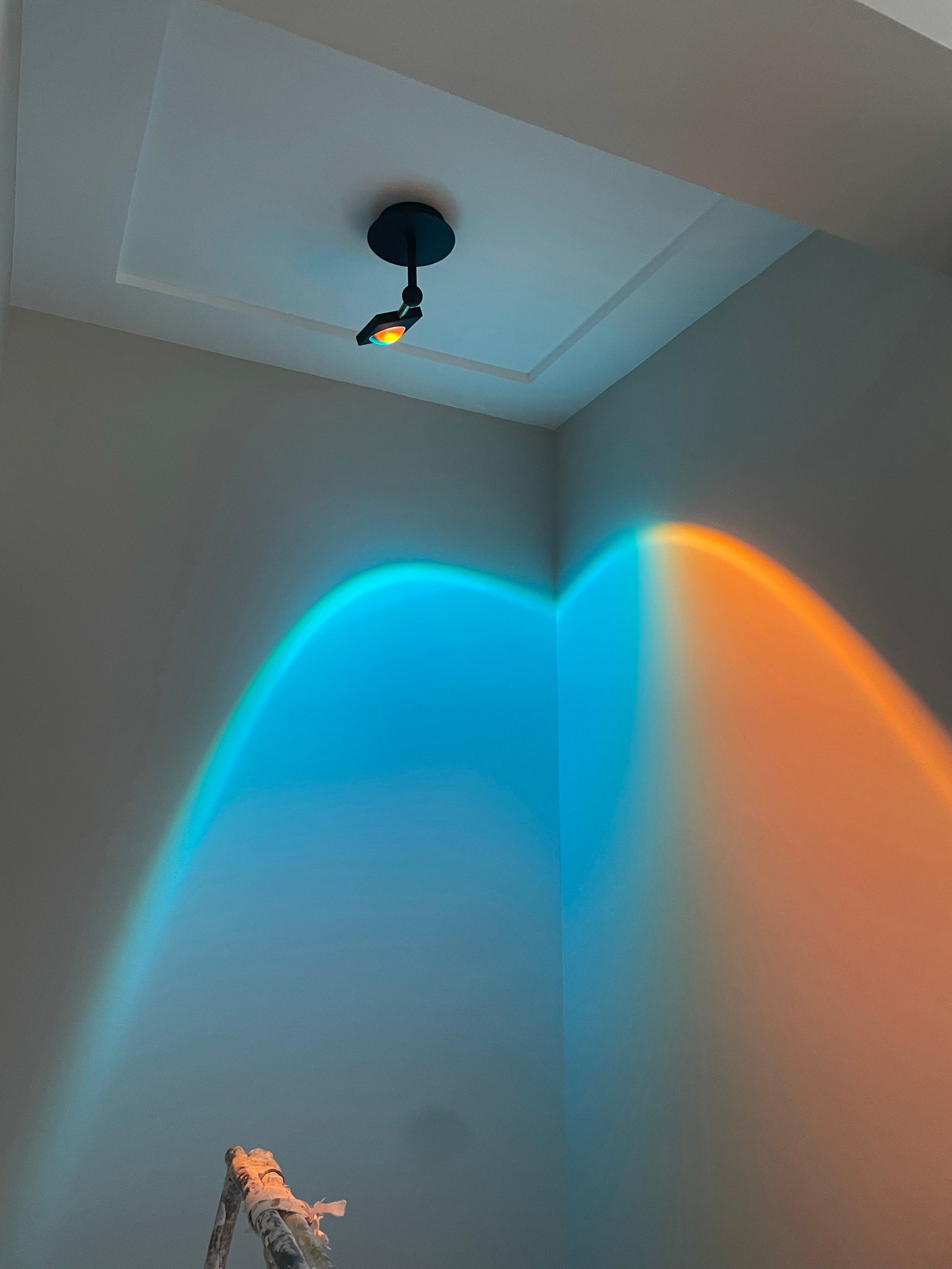 FENWICK HORIZON GLOW WALL SCONCE