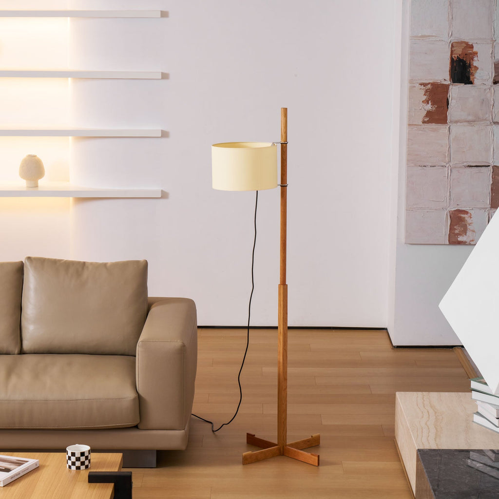 WINTHORPE WOODEN TRIPOD FLOOR LIGHT