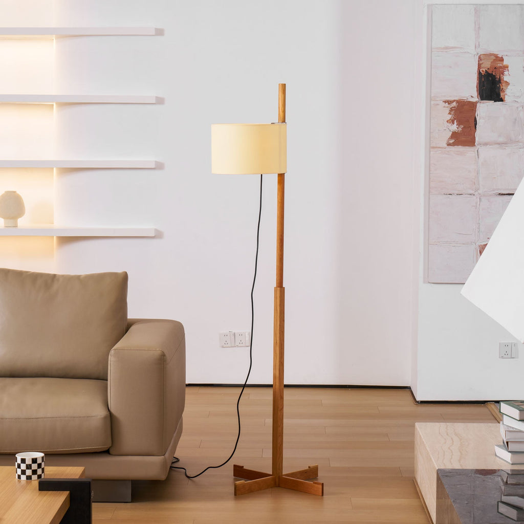 WINTHORPE WOODEN TRIPOD FLOOR LIGHT