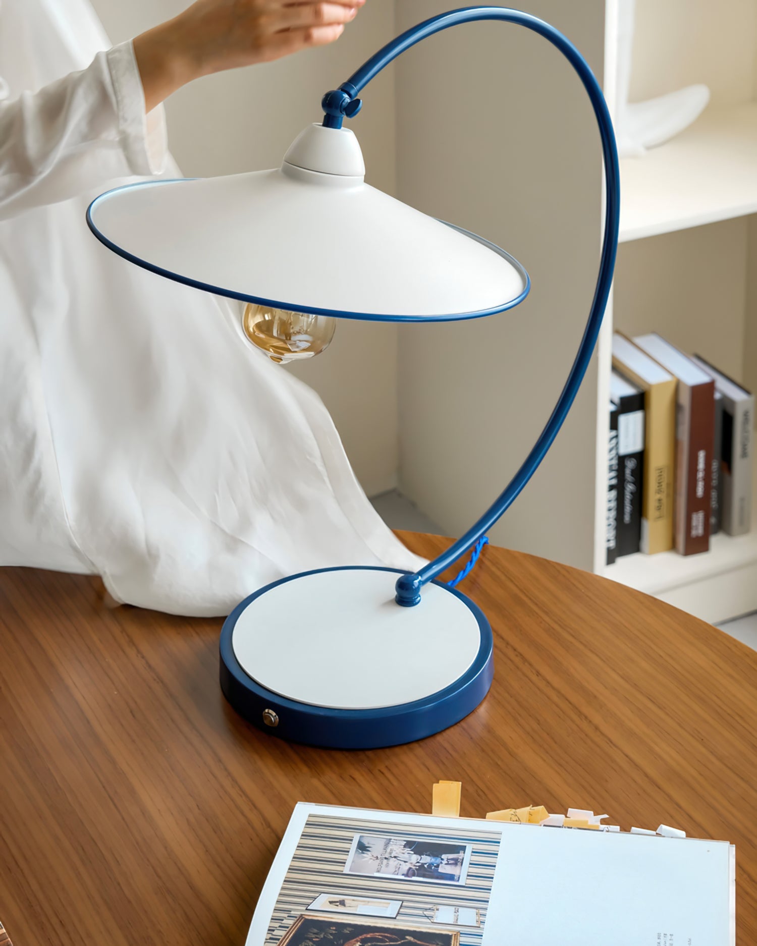AVENBURY CERULEAN GLOW TABLE LANTERN