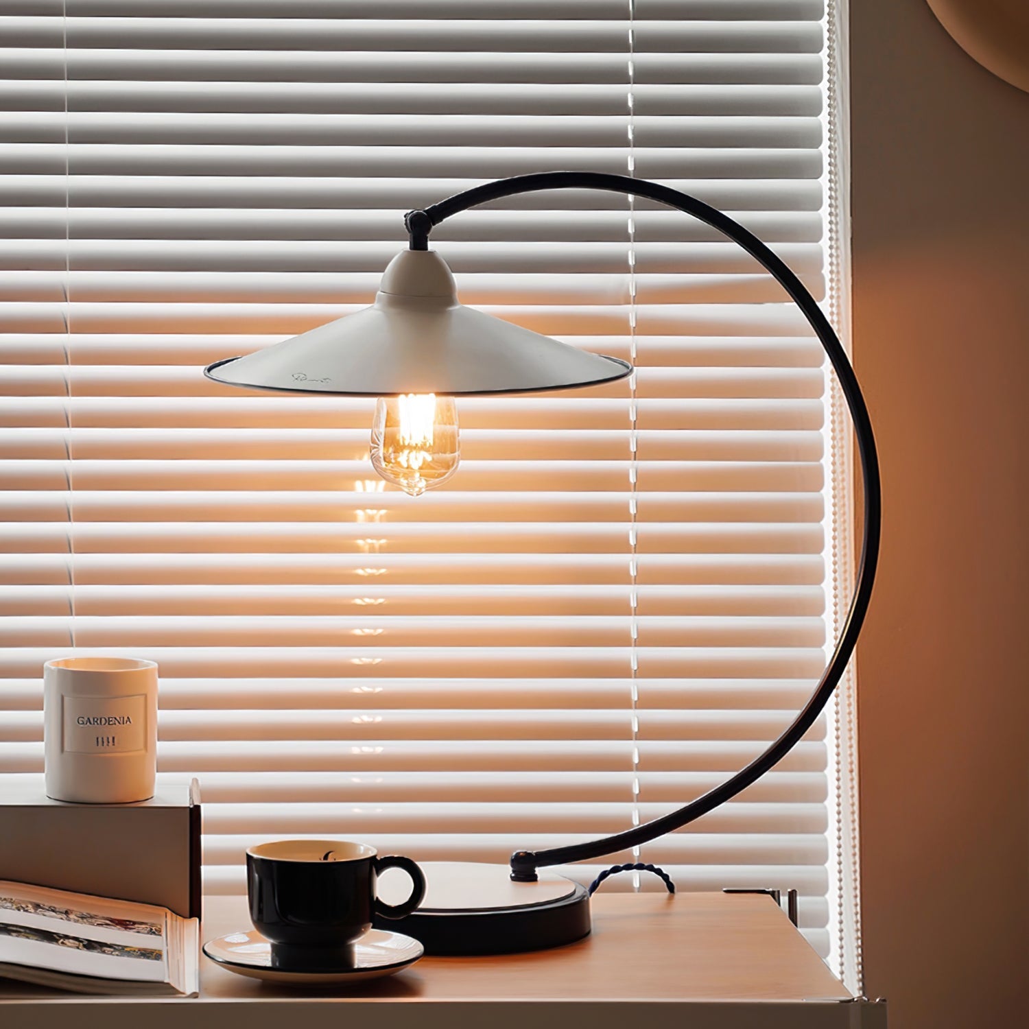 AVENBURY CERULEAN GLOW TABLE LANTERN