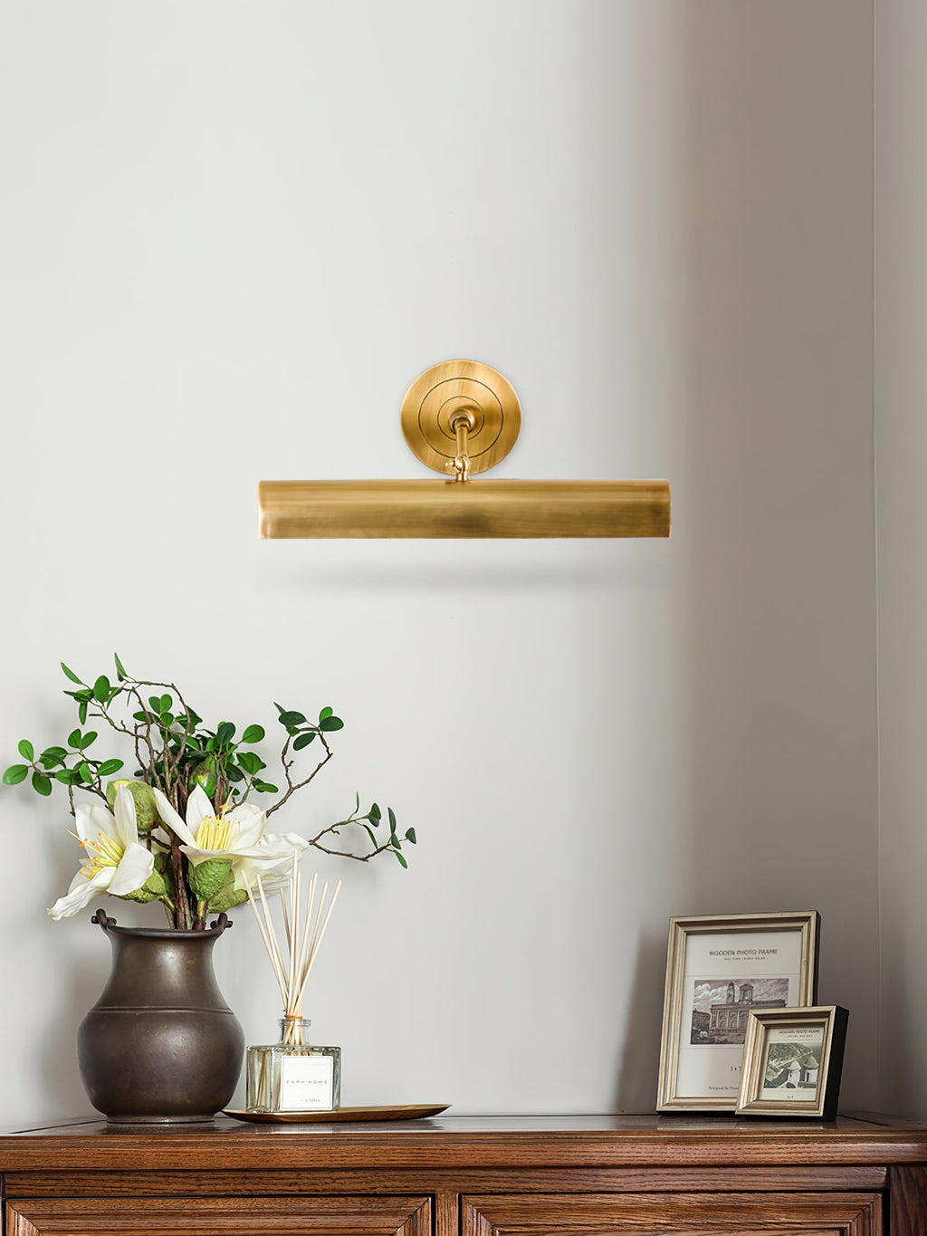 RAVENHURST VINTAGE BRASS WALL SCONCE