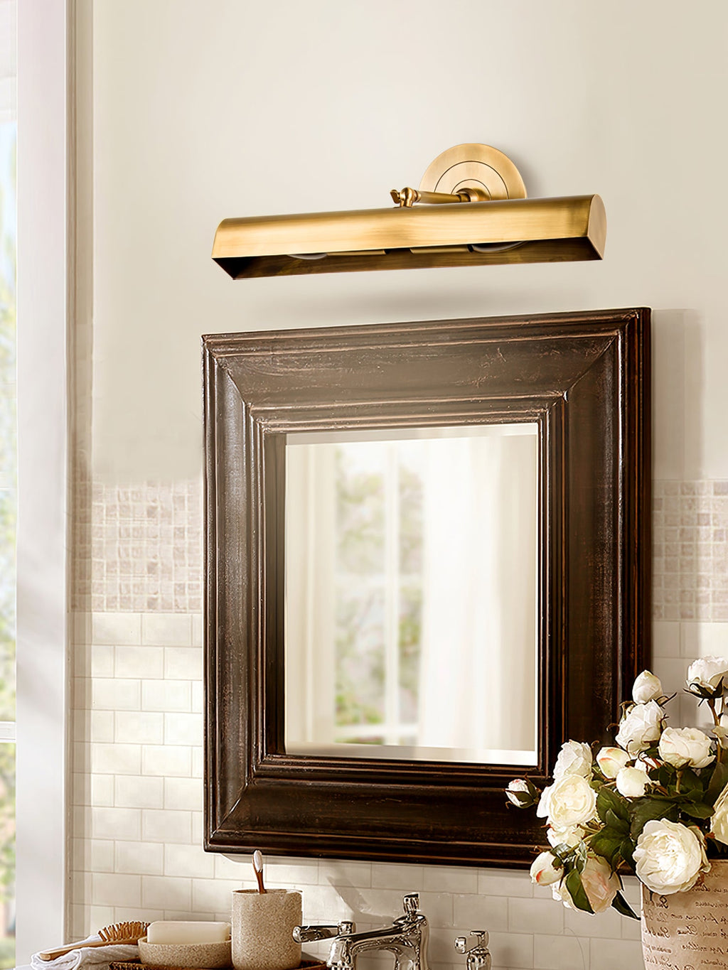 RAVENHURST VINTAGE BRASS WALL SCONCE
