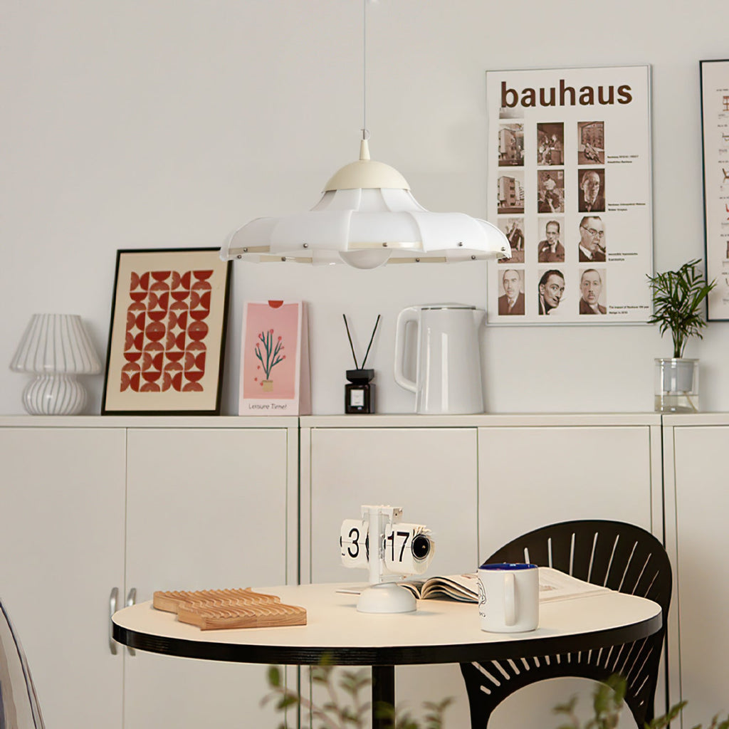 VANDERBILT WHIRL PENDANT LIGHT
