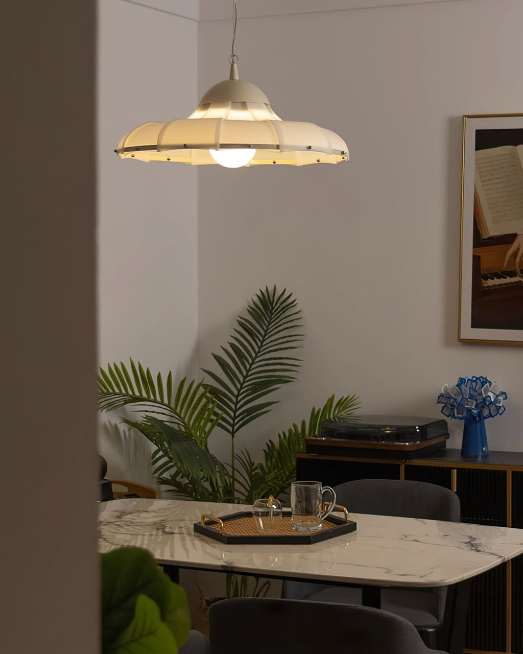 VANDERBILT WHIRL PENDANT LIGHT