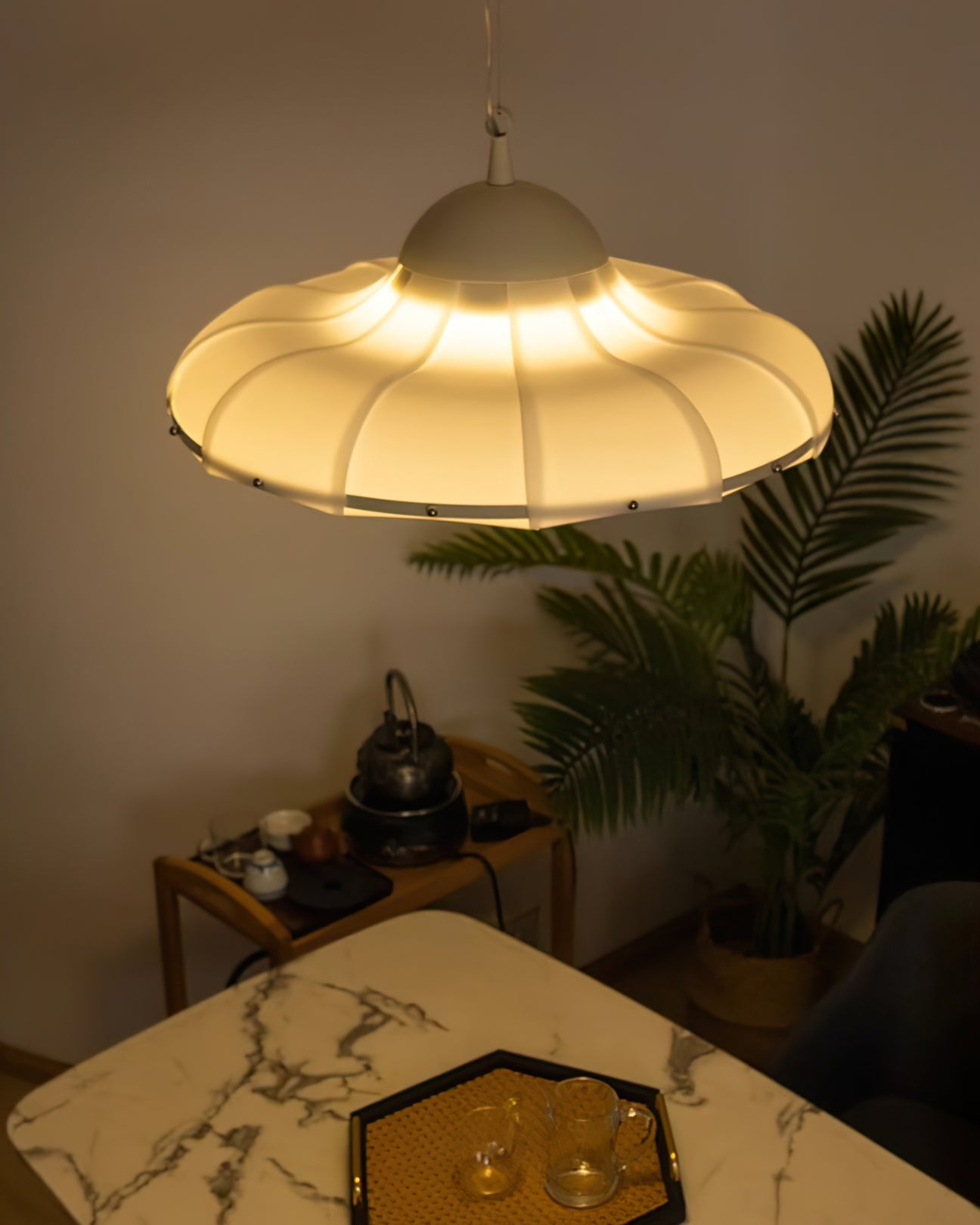 VANDERBILT WHIRL PENDANT LIGHT