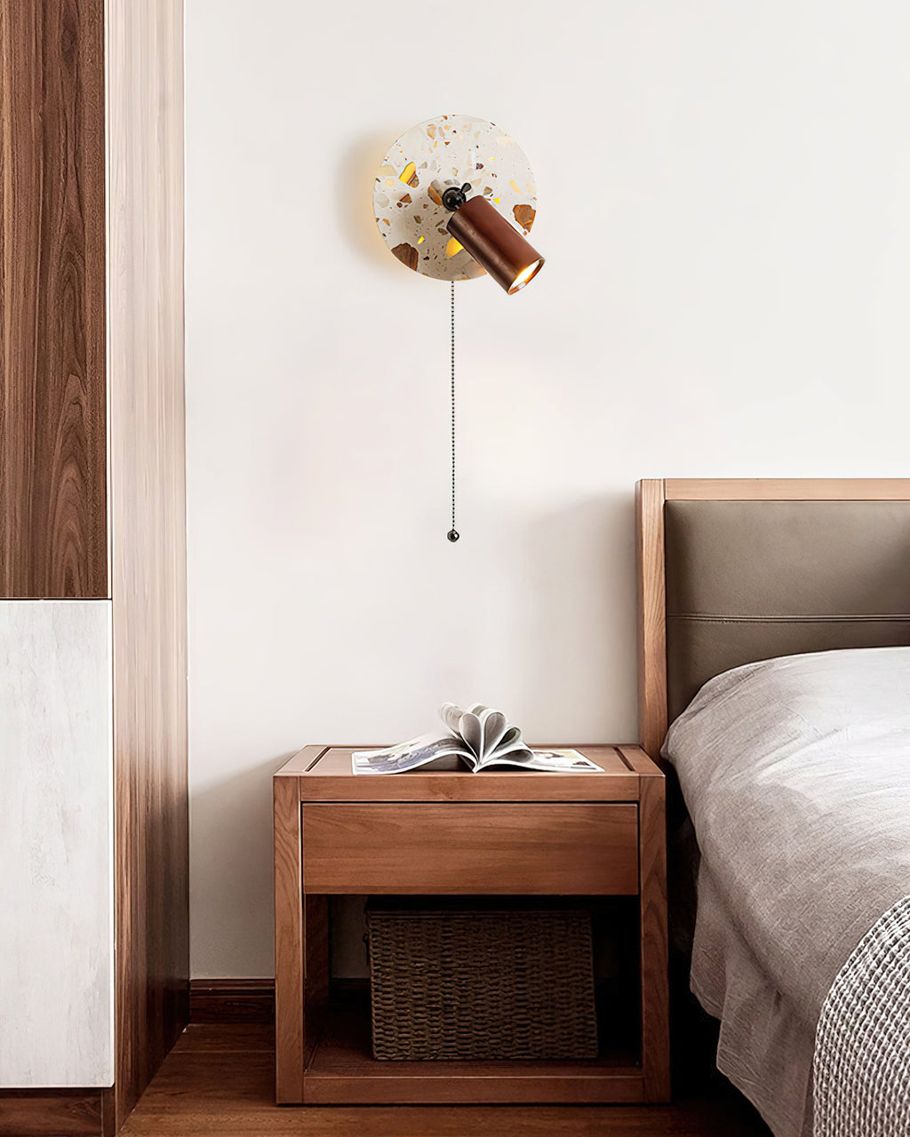 RAVENSHILL TWISTED BRASS WALL SCONCE