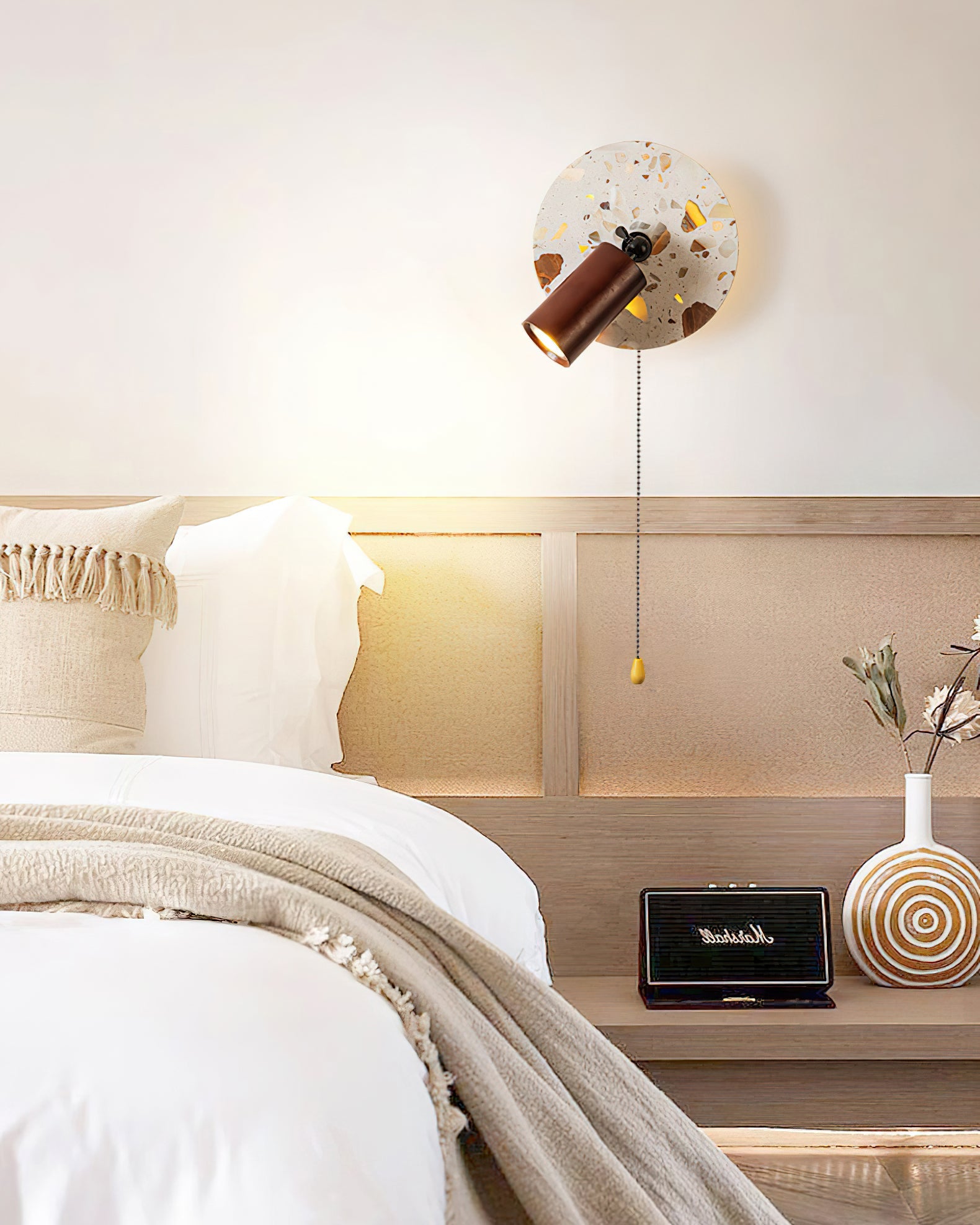 RAVENSHILL TWISTED BRASS WALL SCONCE