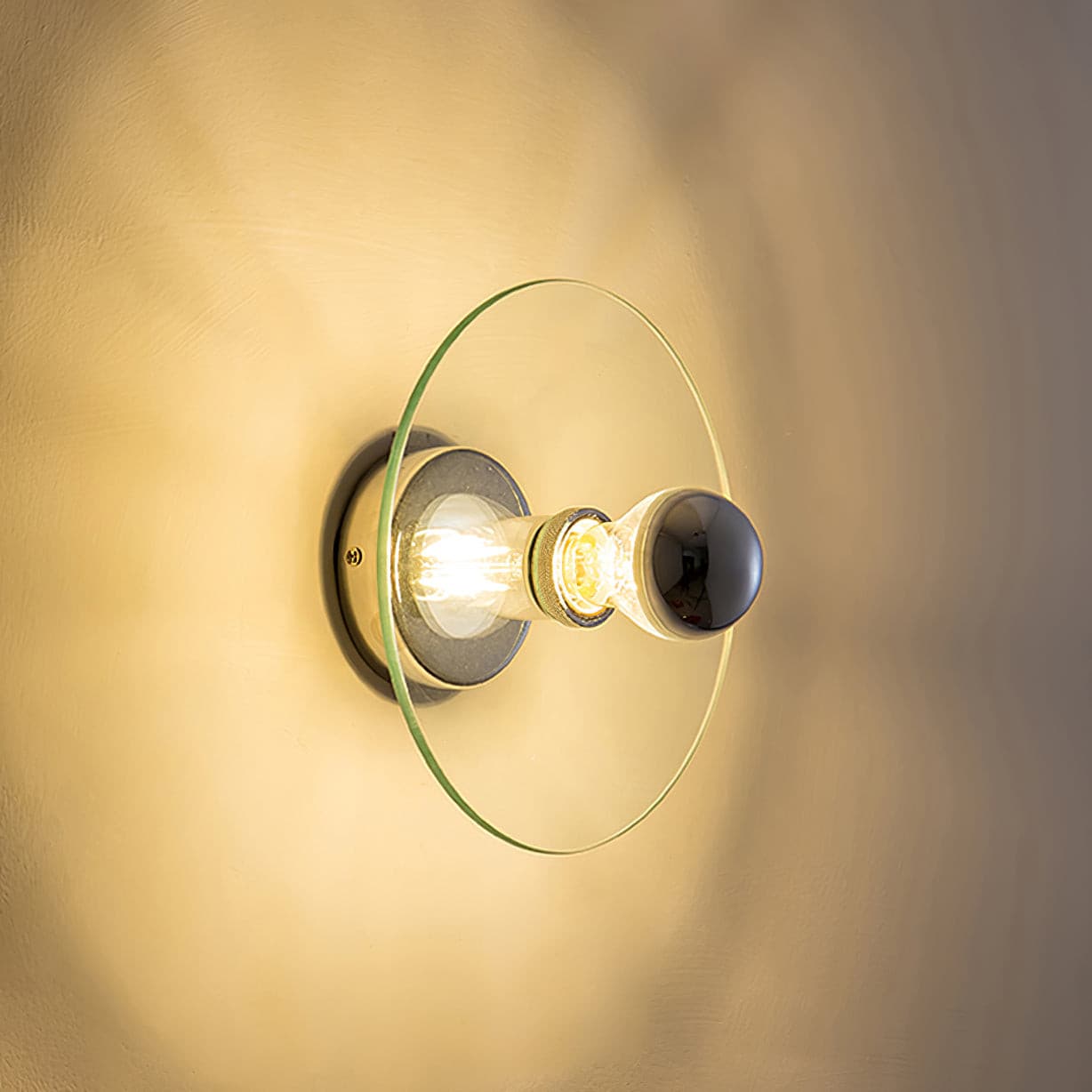 Chesterfield Luminaire Wall Sconce