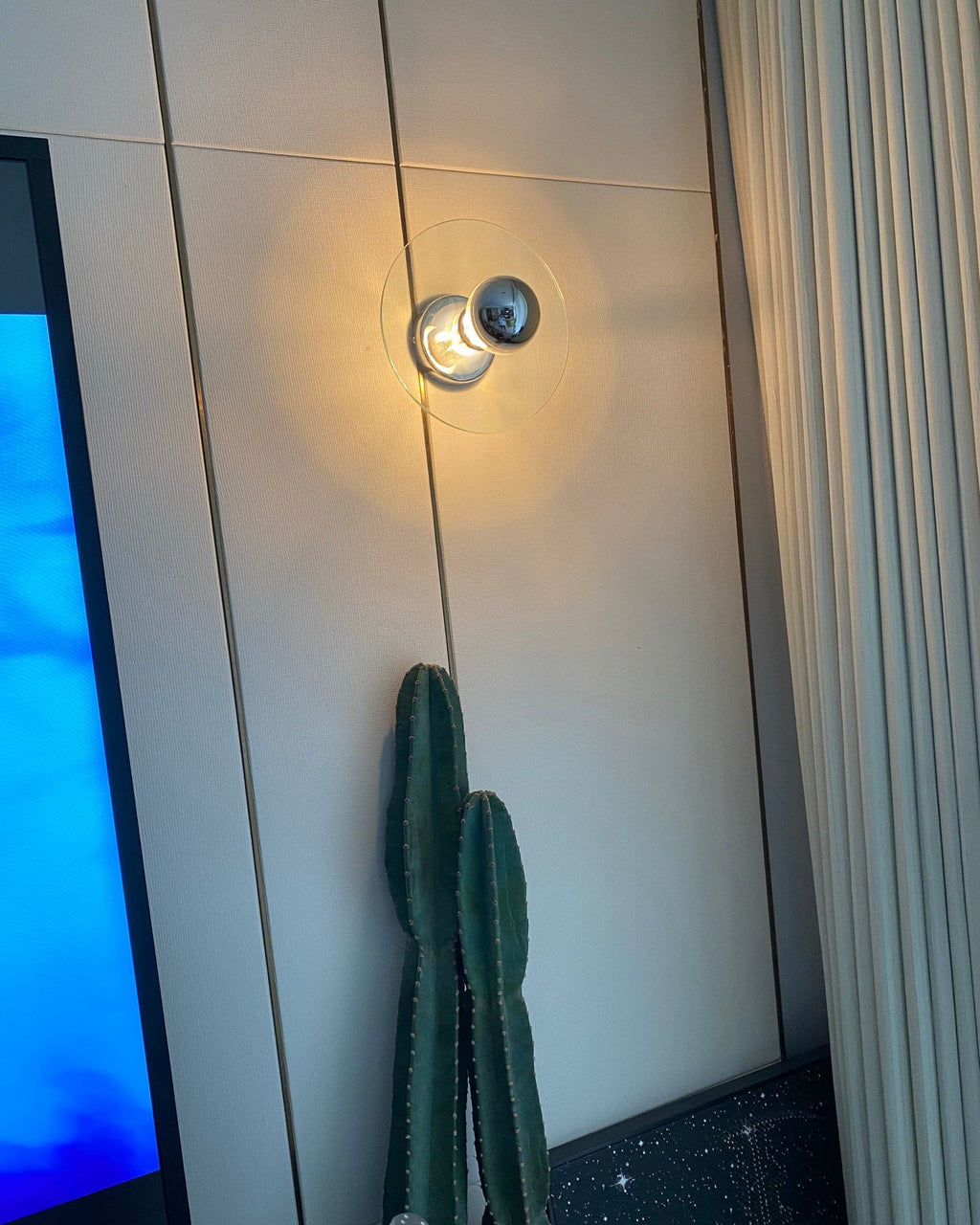 Chesterfield Luminaire Wall Sconce
