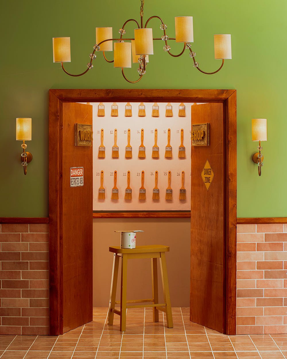 WINTHROP GLOWING BRASS WALL SCONCE
