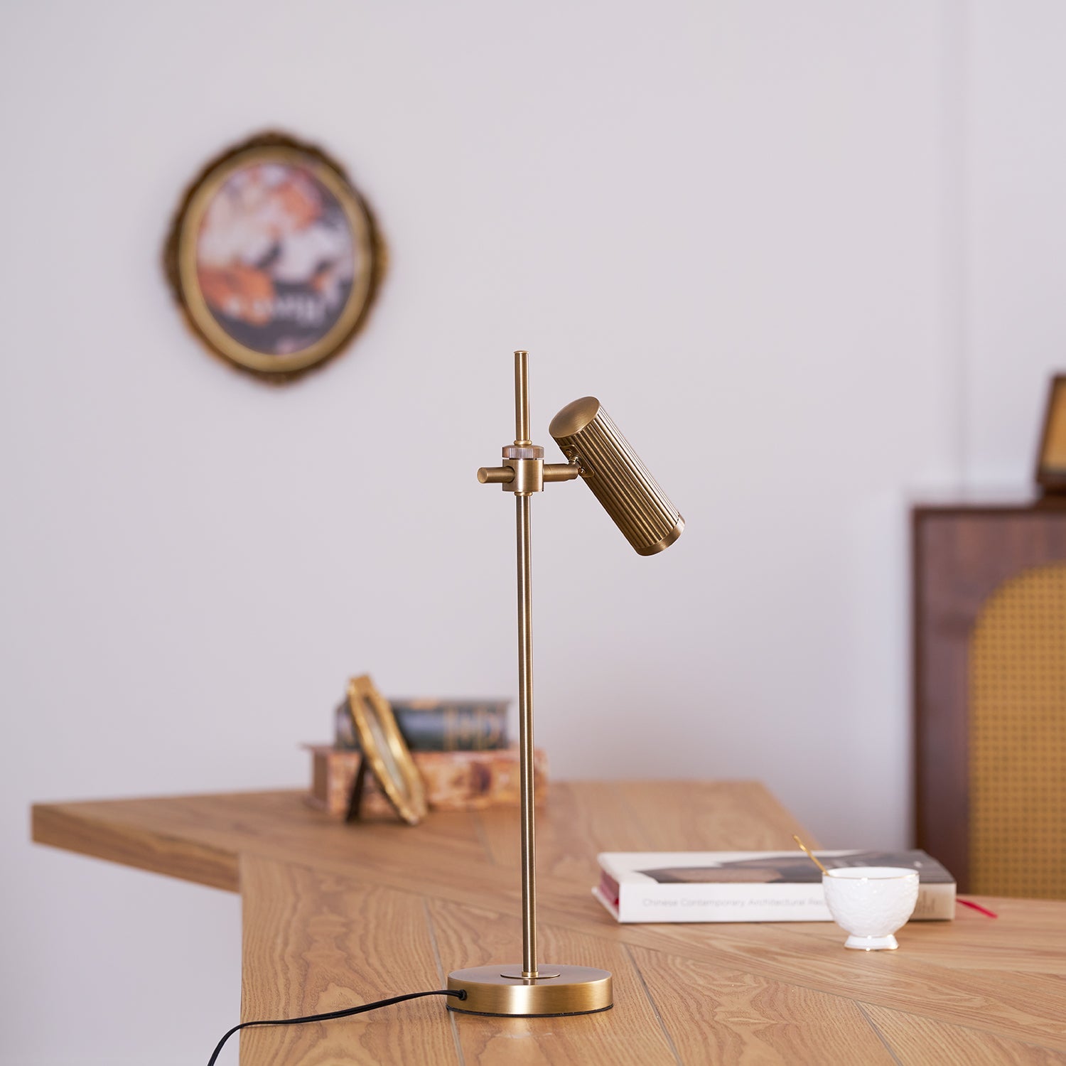 WINDSOR MISSION TABLE ILLUMINATOR