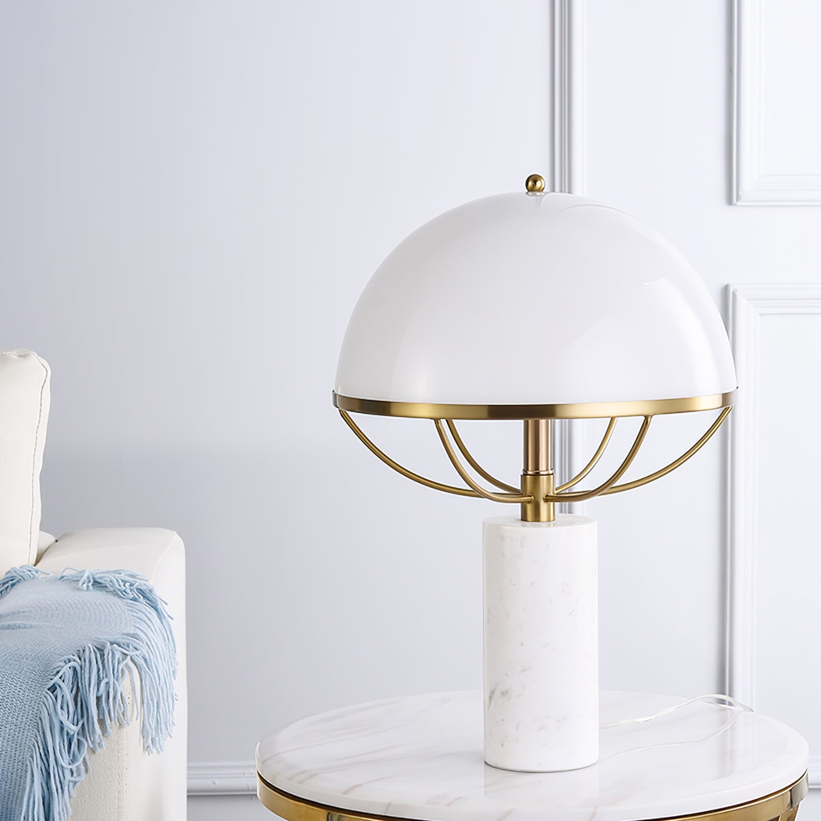 VANDERBILT GLOWING HORIZON TABLE LANTERN