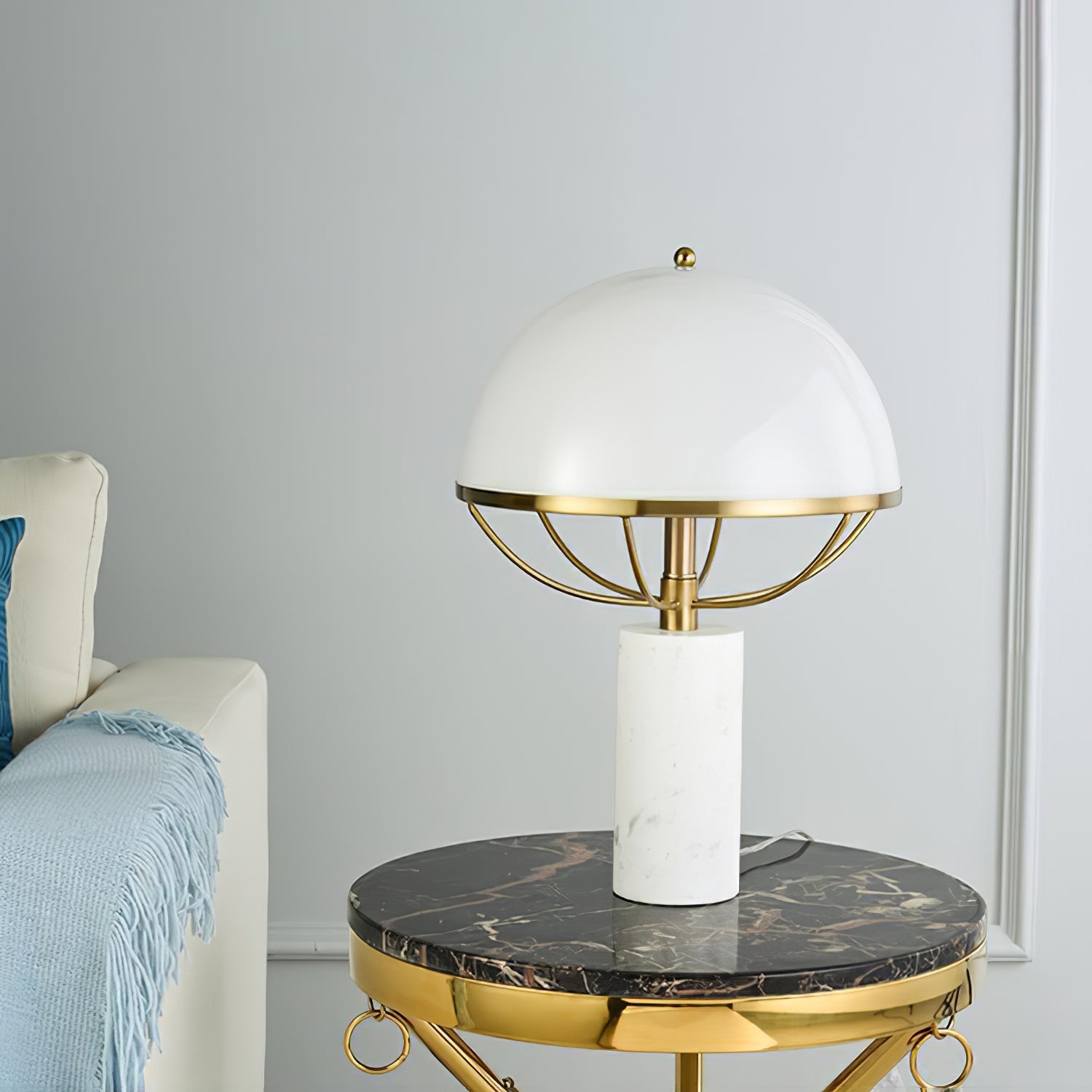VANDERBILT GLOWING HORIZON TABLE LANTERN