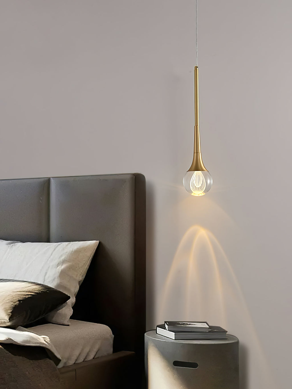 RAVENSCROFT CRYSTAL DROPLET HANGING LANTERN