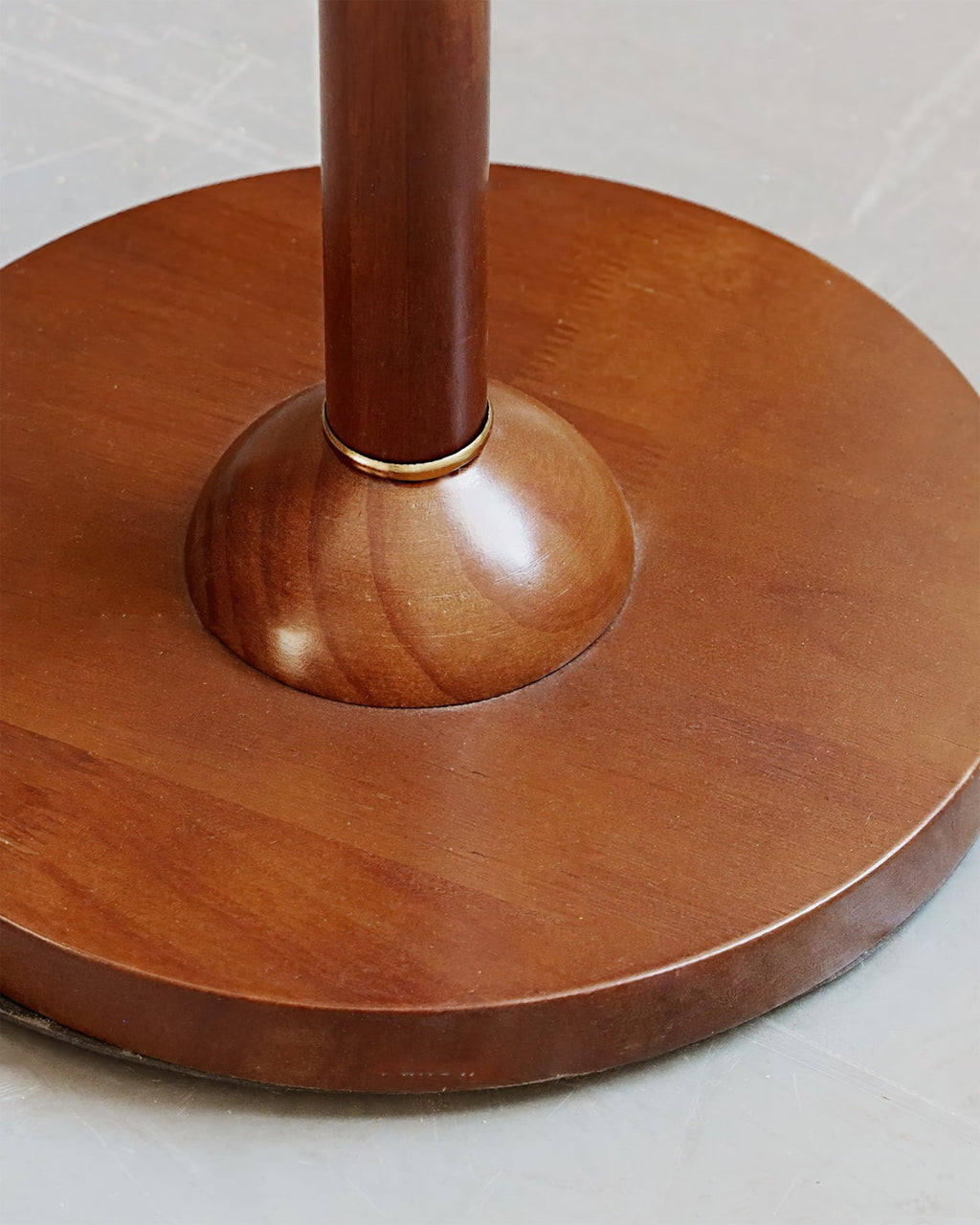 WINTHORPE TAPERED SHADE LAMP