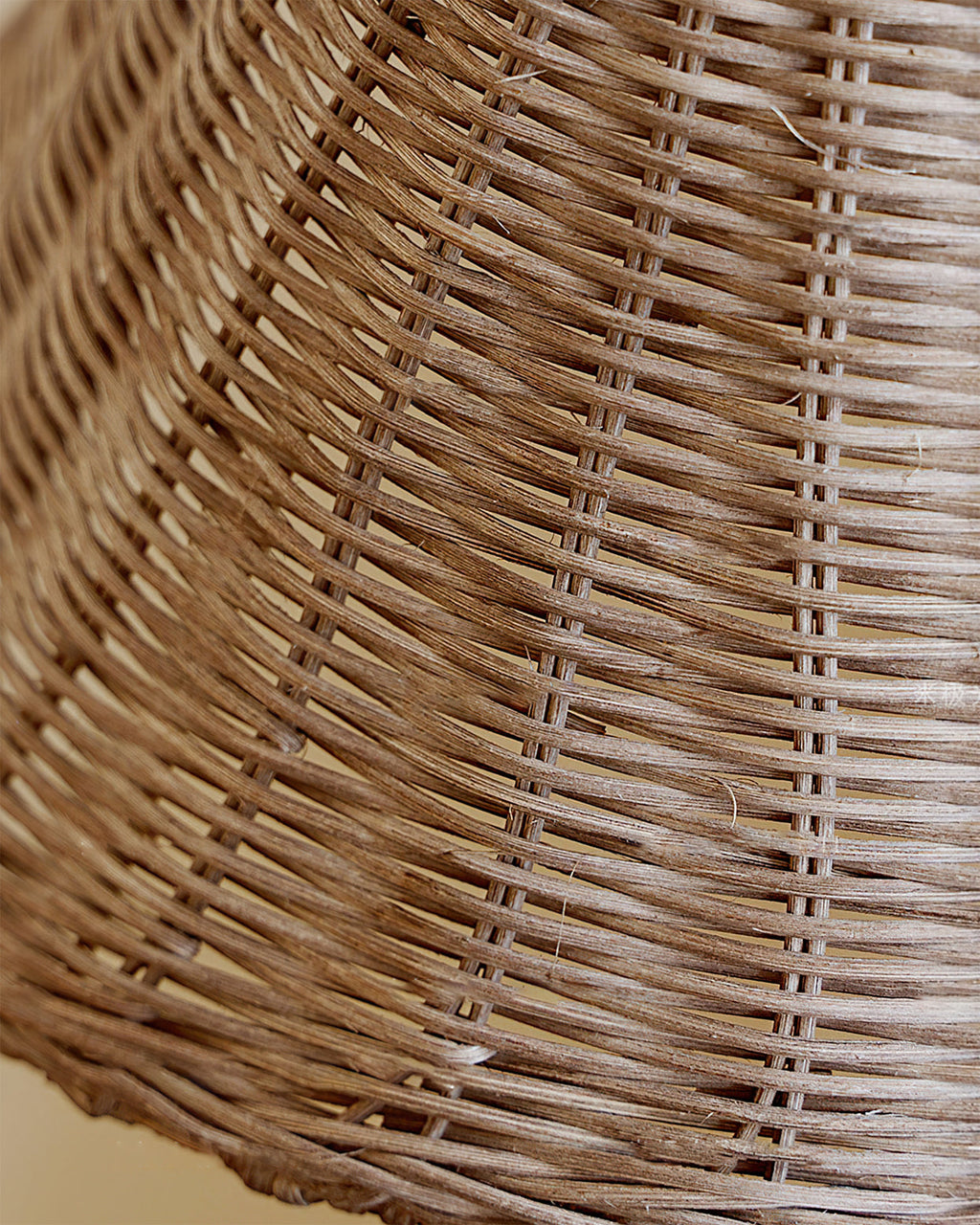 WINTHORPE TAPERED SHADE LAMP