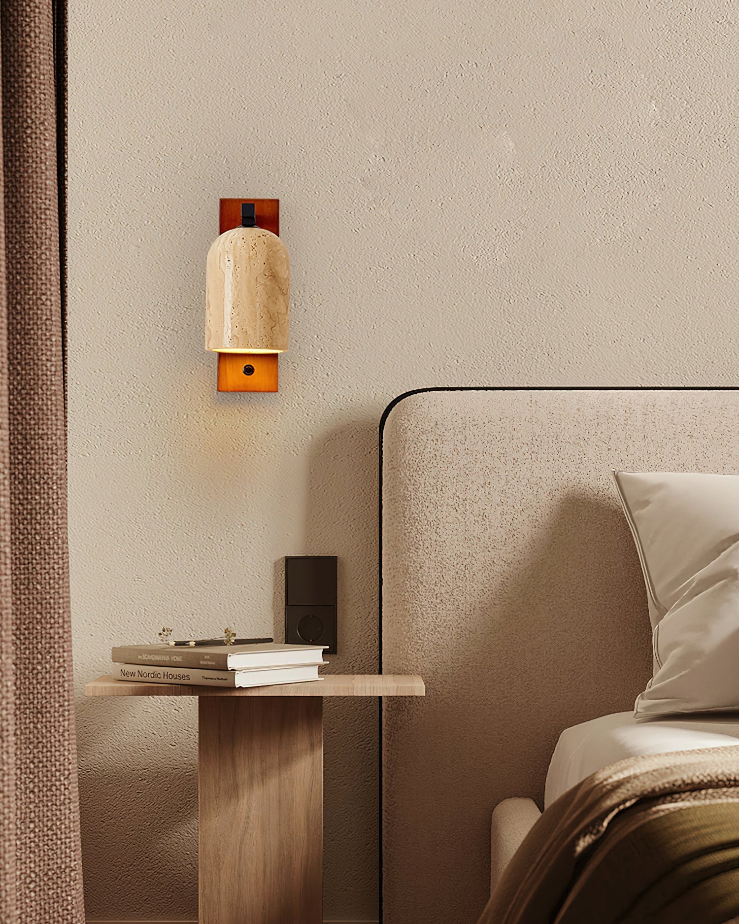 RAVENSCROFT LUMINAIRE WALL SCONCE