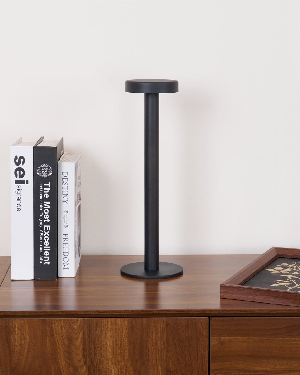 WINTHROP PORTABLE ILLUMINATION LAMP