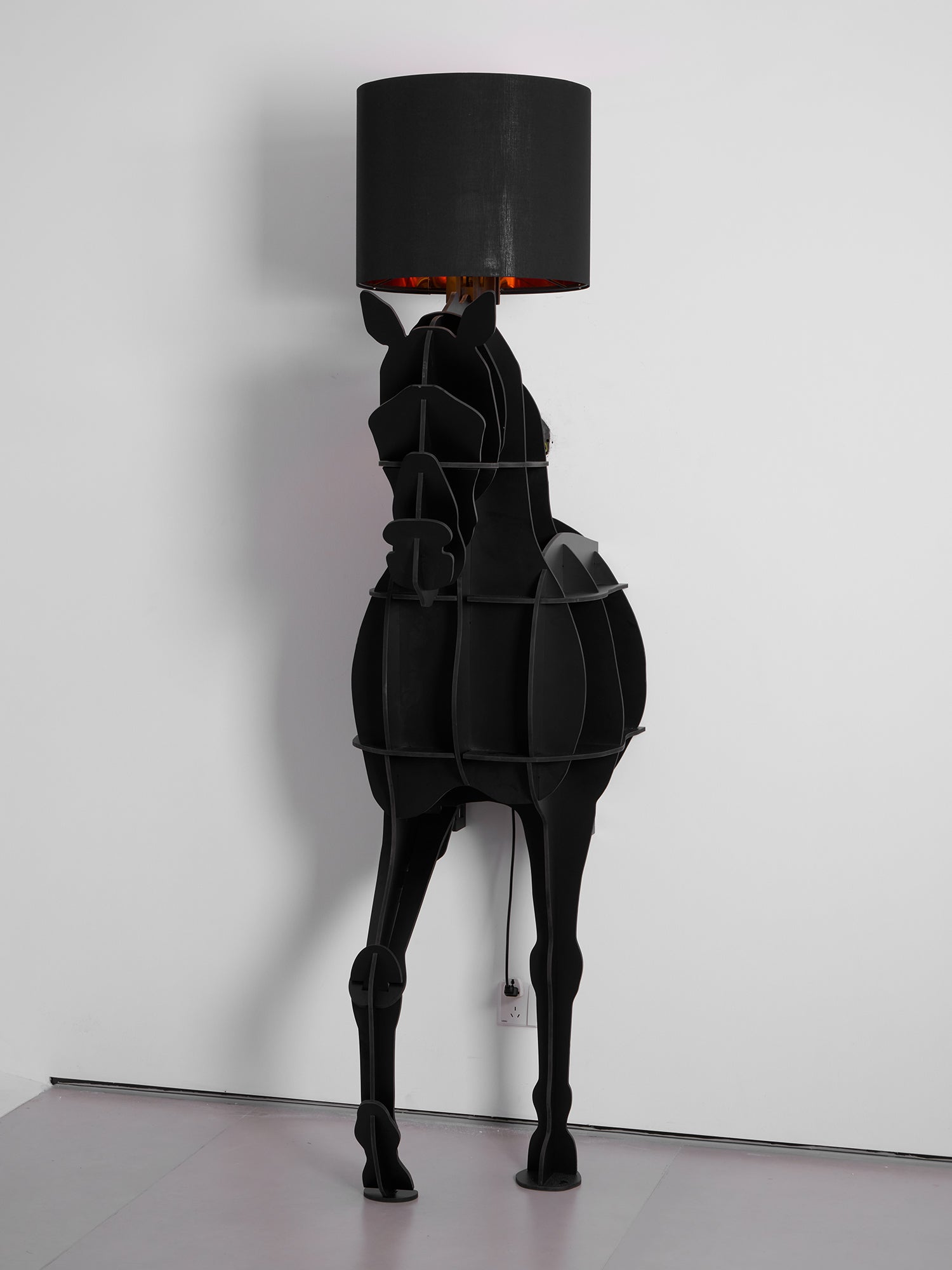 CAMBRIDGE EQUESTRIAN FLOOR LIGHT