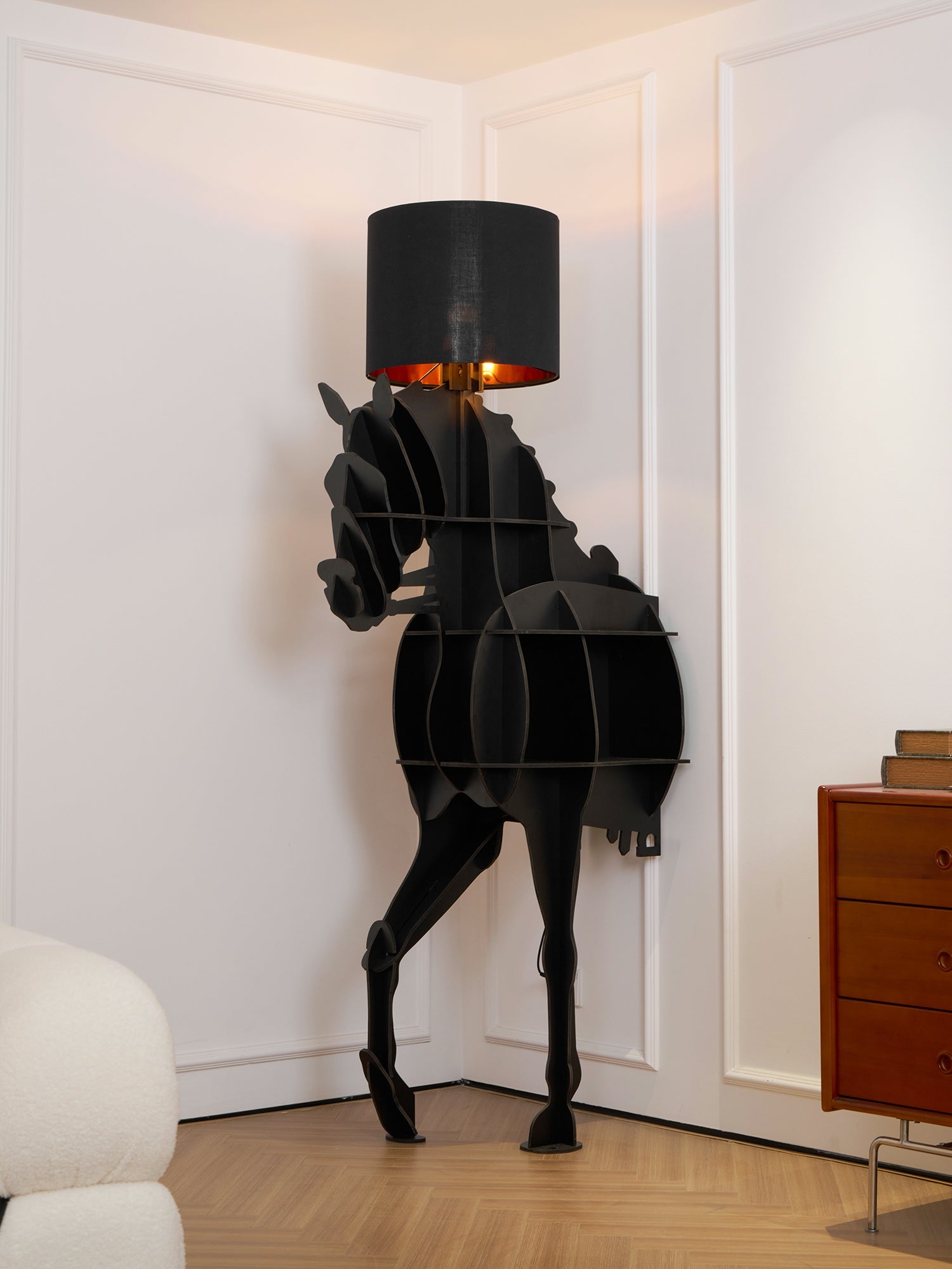 CAMBRIDGE EQUESTRIAN FLOOR LIGHT
