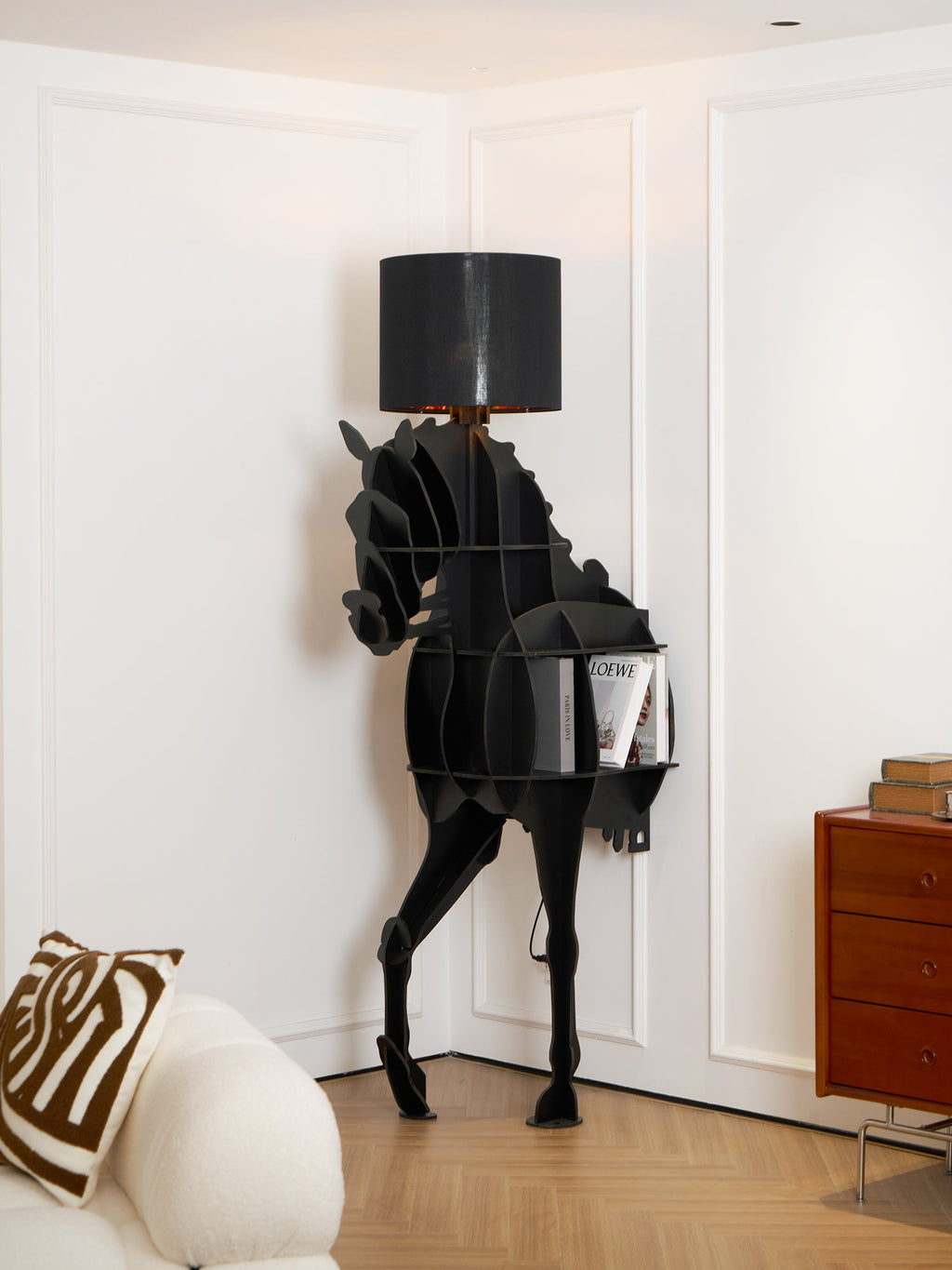 CAMBRIDGE EQUESTRIAN FLOOR LIGHT