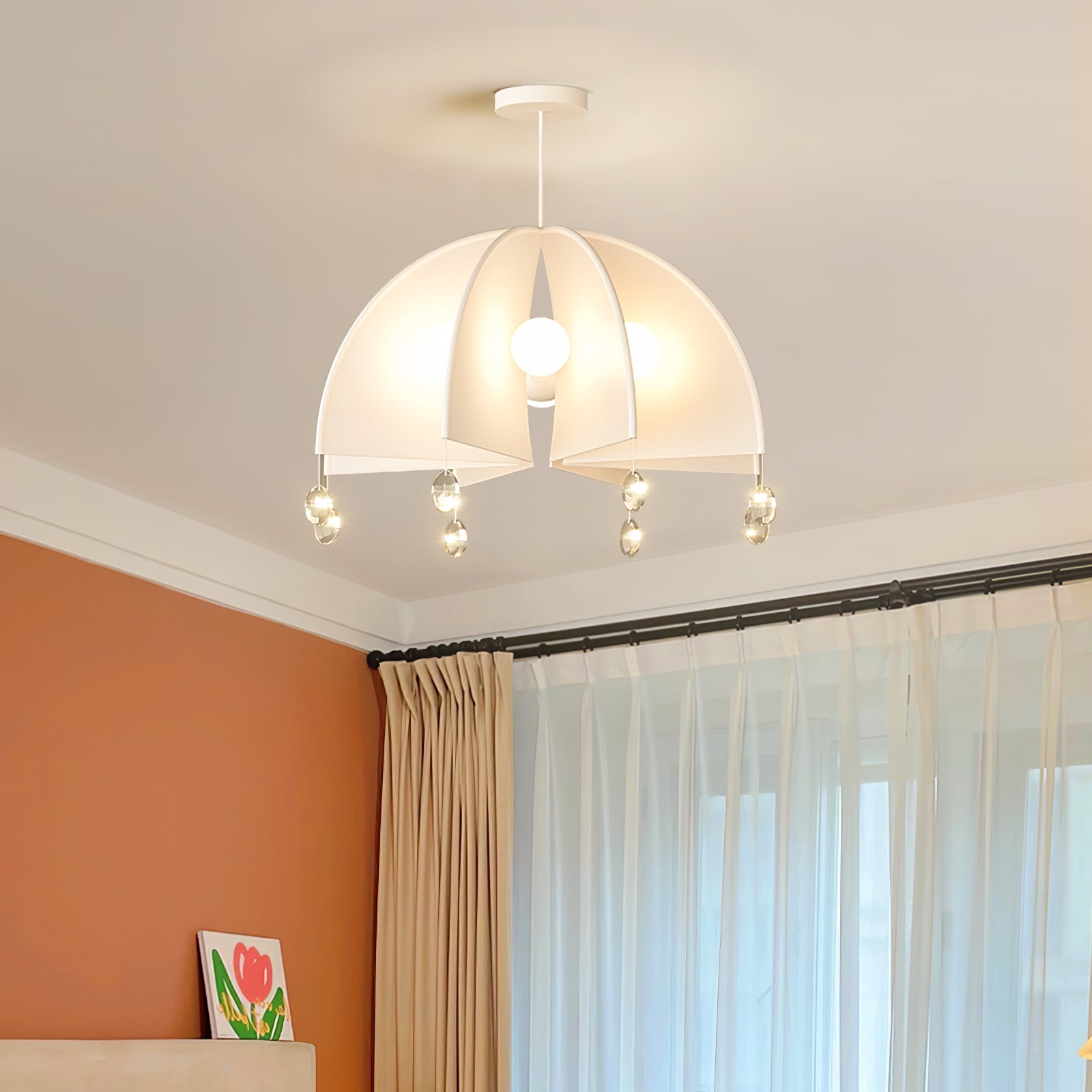 WINTHORPE ARTISANAL GLASS HANGING LANTERN