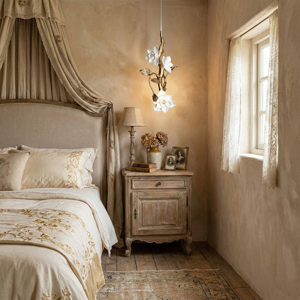 FLORENTINE PETAL HANGING LUMINAIRE