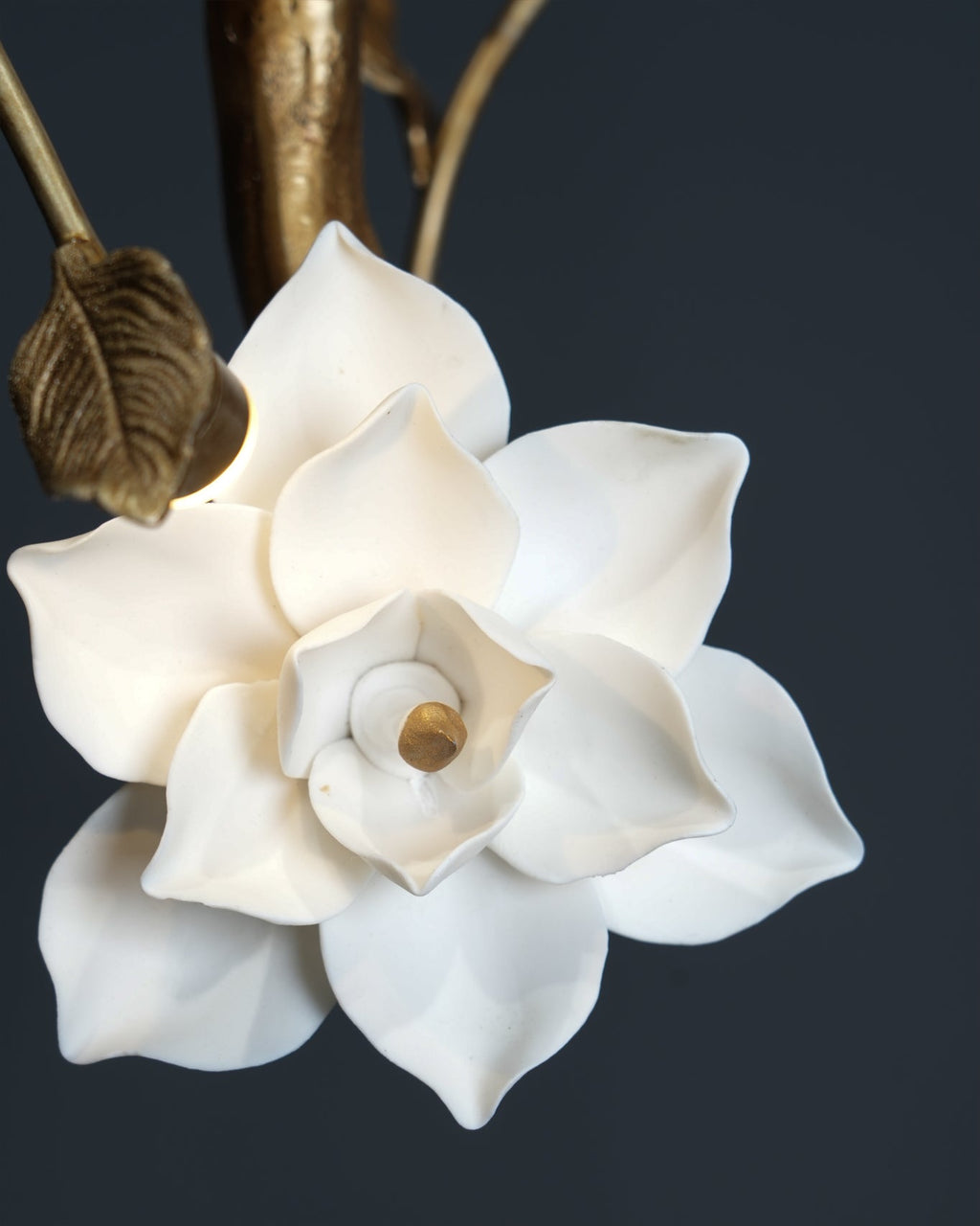 FLORENTINE PETAL HANGING LUMINAIRE