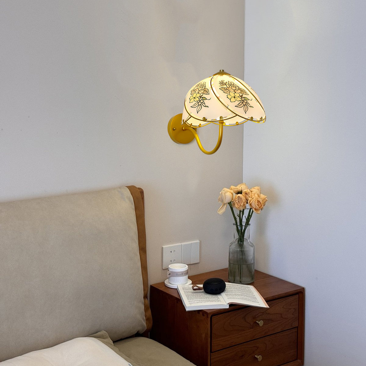 CARLETON FLORAL MURANO GLASS WALL SCONCE