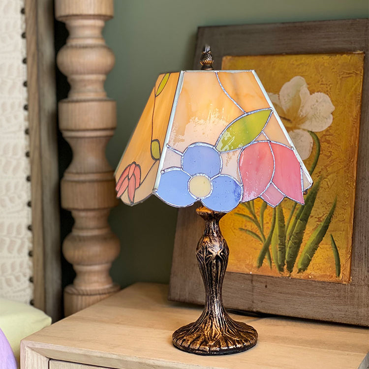 CHARLESTON STAINED GLASS ILLUMINATION LAMP