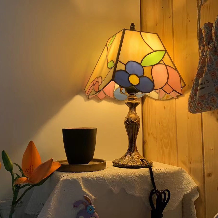 CHARLESTON STAINED GLASS ILLUMINATION LAMP