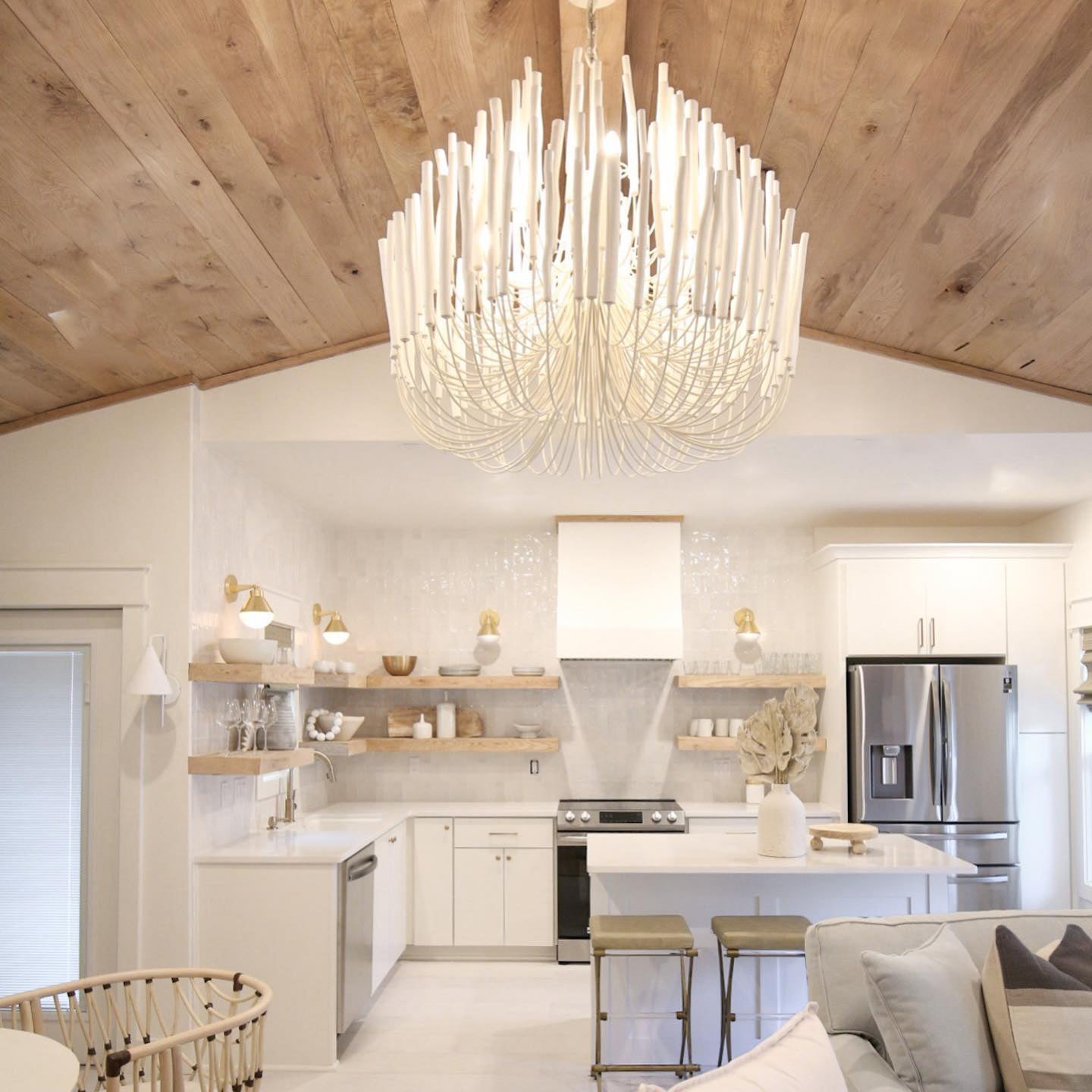 Willowby Branch Pendant Light