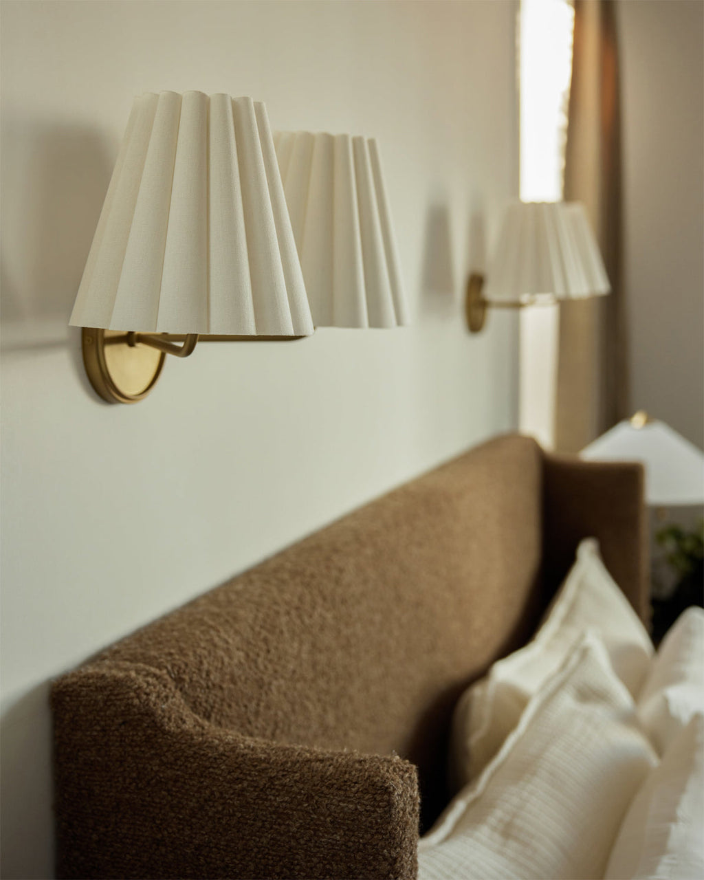 Ravenswood Vintage Lantern Wall Fixture