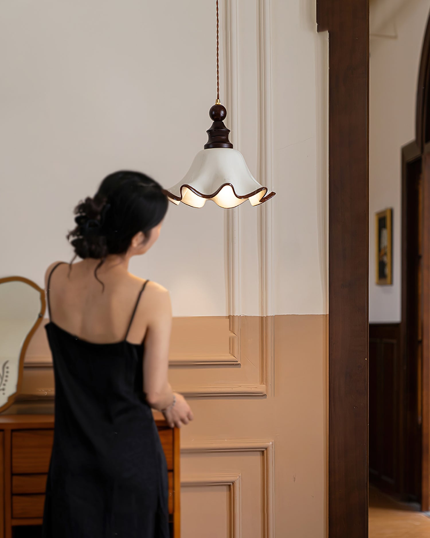 WINDSOR HANGING CRYSTAL ILLUMINATOR