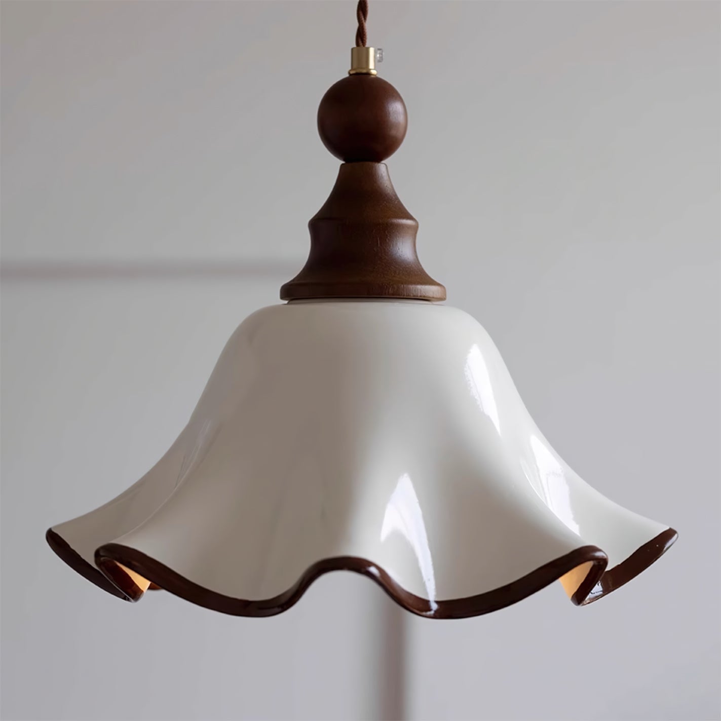 WINDSOR HANGING CRYSTAL ILLUMINATOR