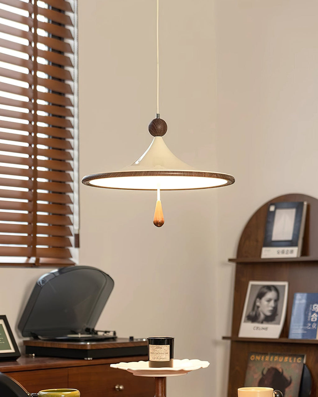 WINTHROP AMBER GLASS HANGING LANTERN