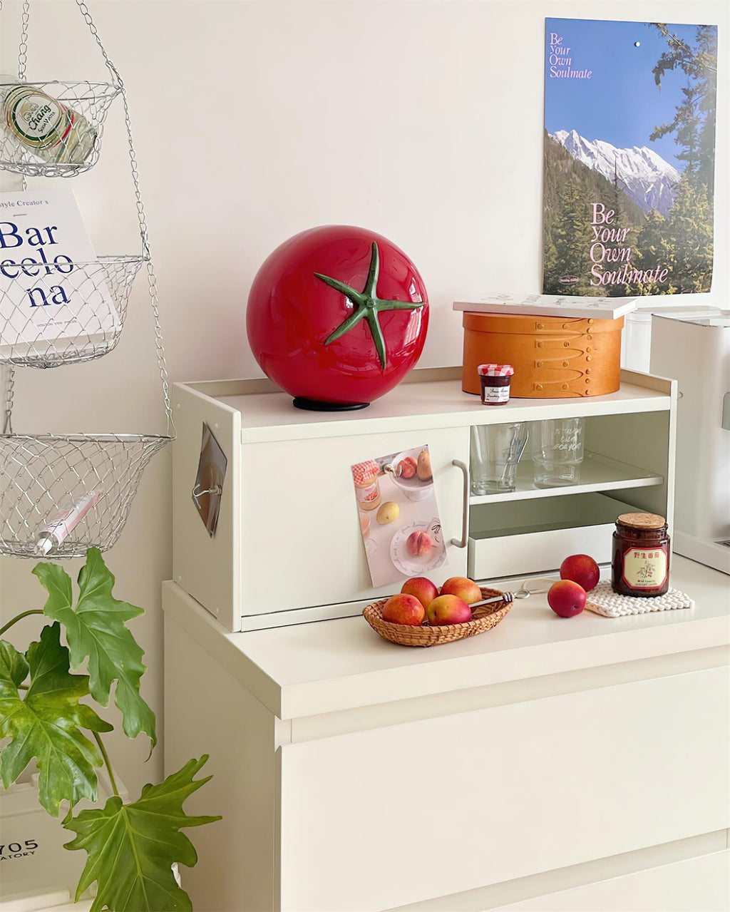 RAVENSCROFT TOMATO-RED GLASS LANTERN