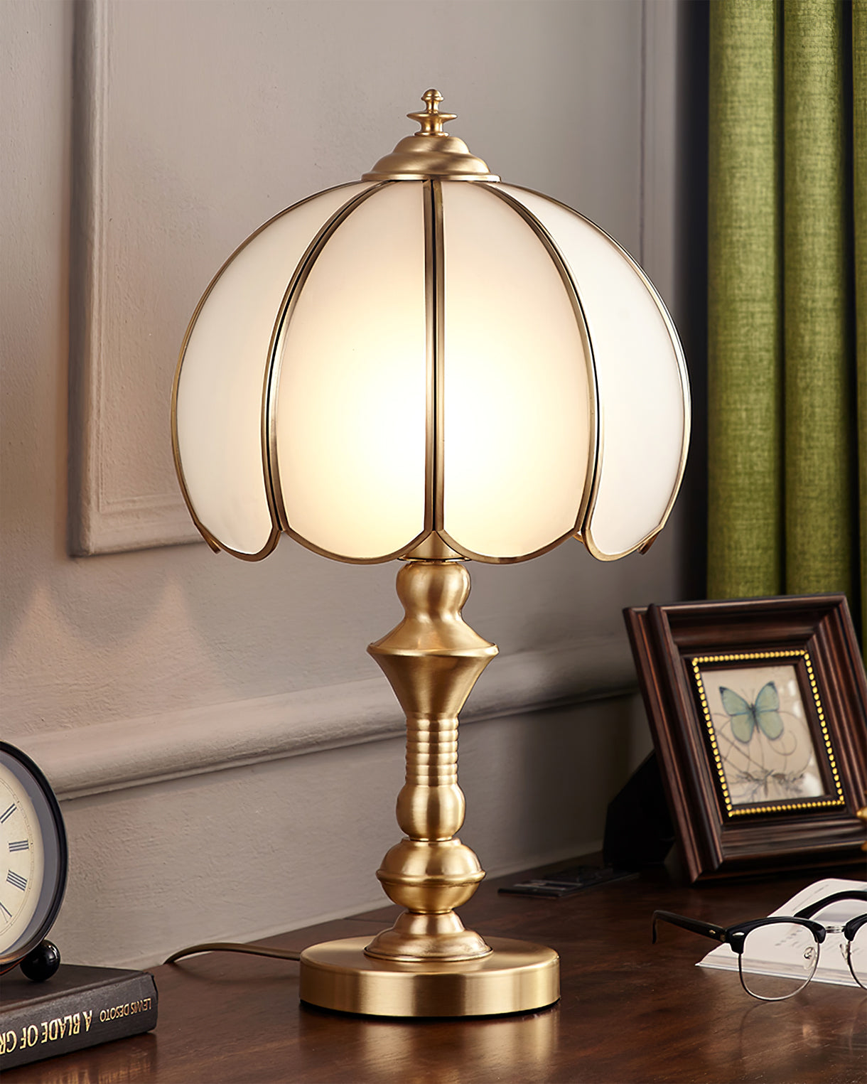 WINTHROP ANTIQUE BRASS ILLUMINATOR