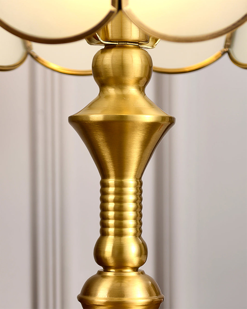 WINTHROP ANTIQUE BRASS ILLUMINATOR