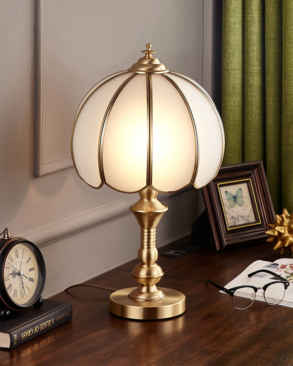 WINTHROP ANTIQUE BRASS ILLUMINATOR
