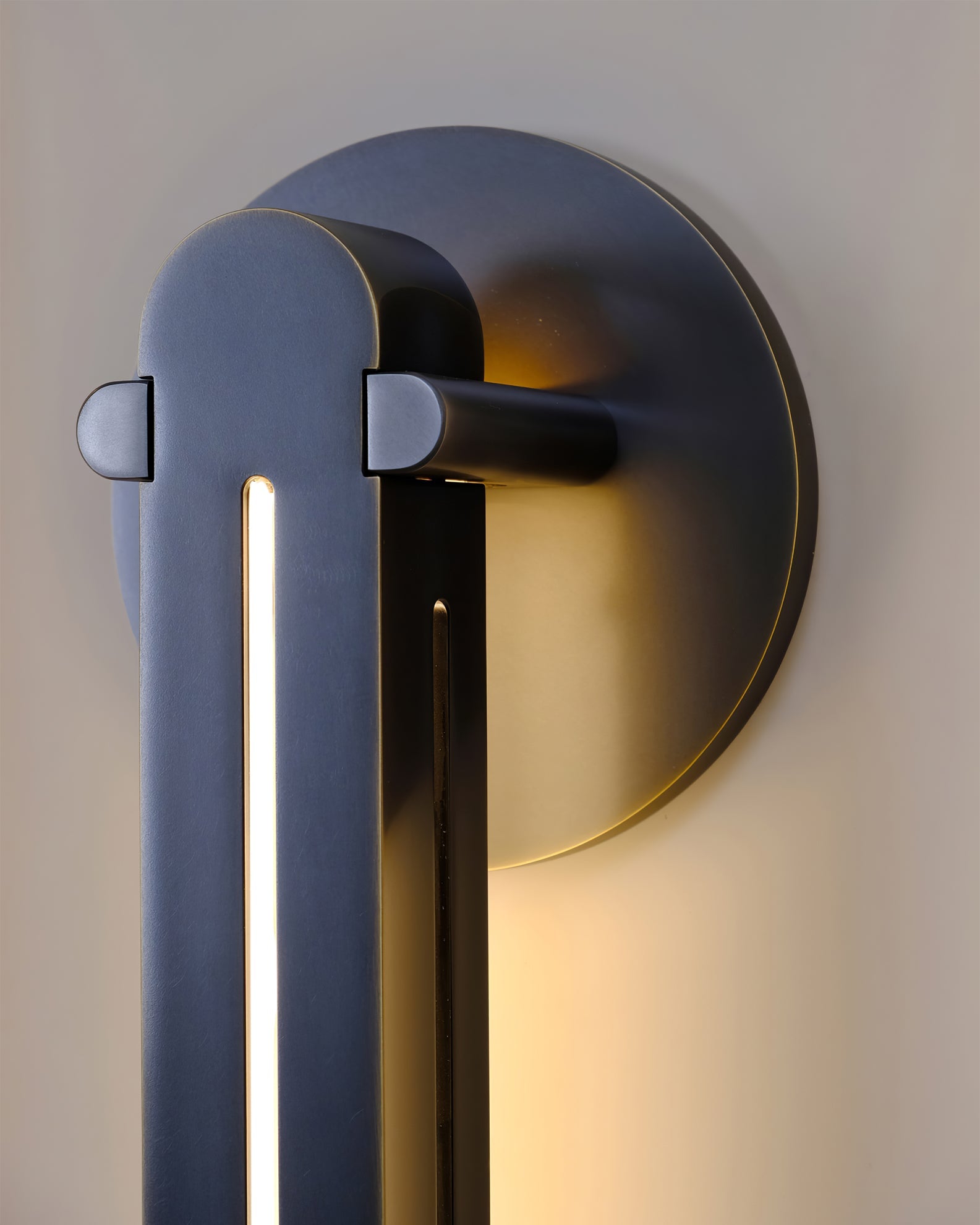 WINDSOR TORPEDO WALL SCONCE