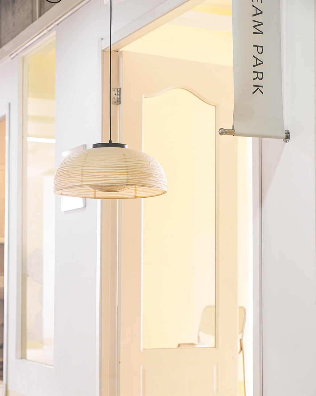 FENWICK FROSTED PAPER GLOBE LAMP