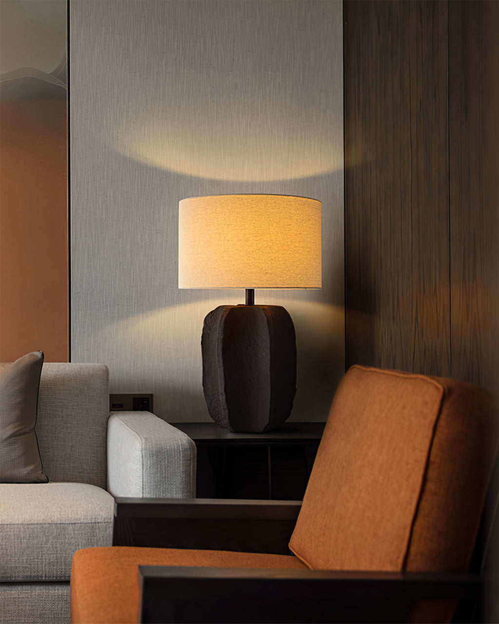 WINTHORPE FIGURAL LUMINAIRE